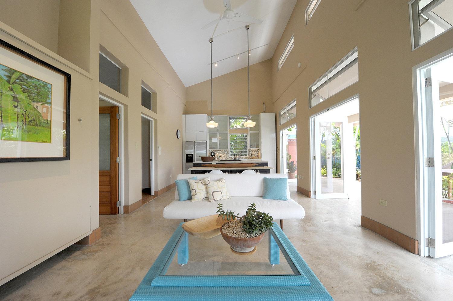 Villa 1 photo 1