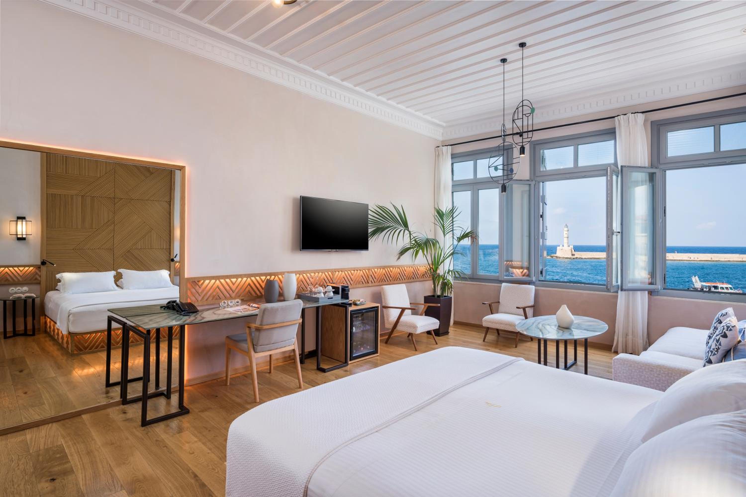 Premium Sea View Suite