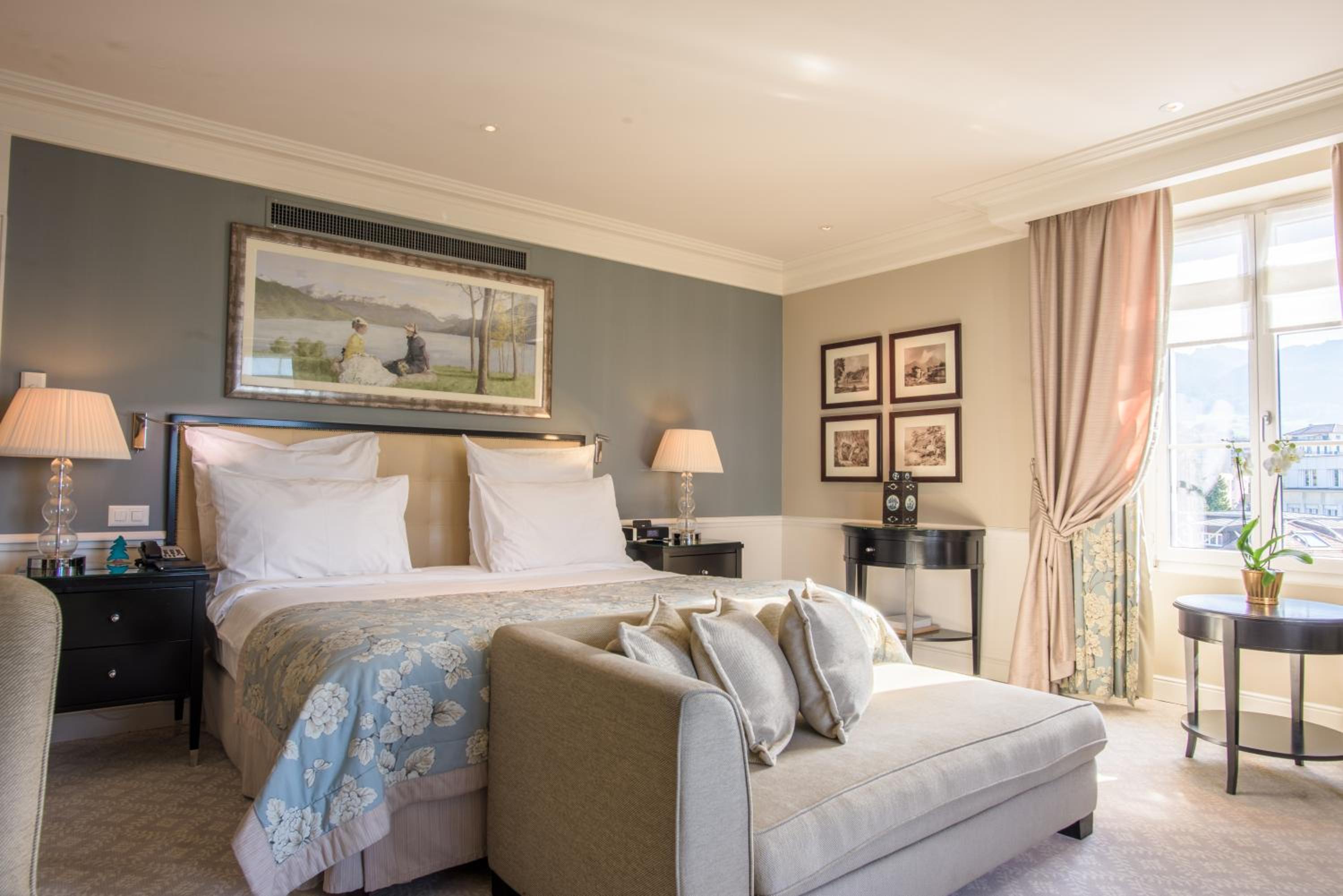 Junior Suite with Lake View - Photo 4