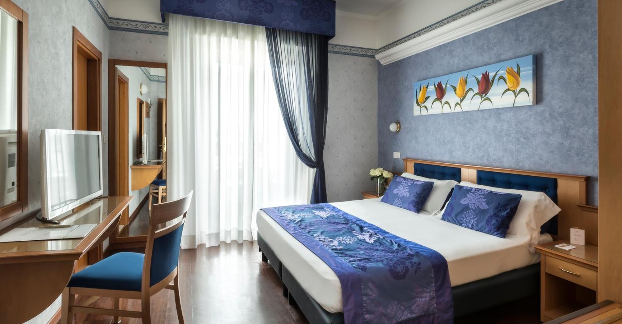 Classic Double or Twin Room - Photo 2
