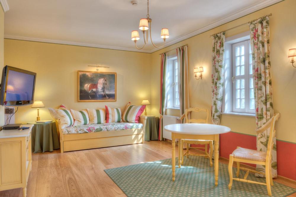 One-Bedroom Suite