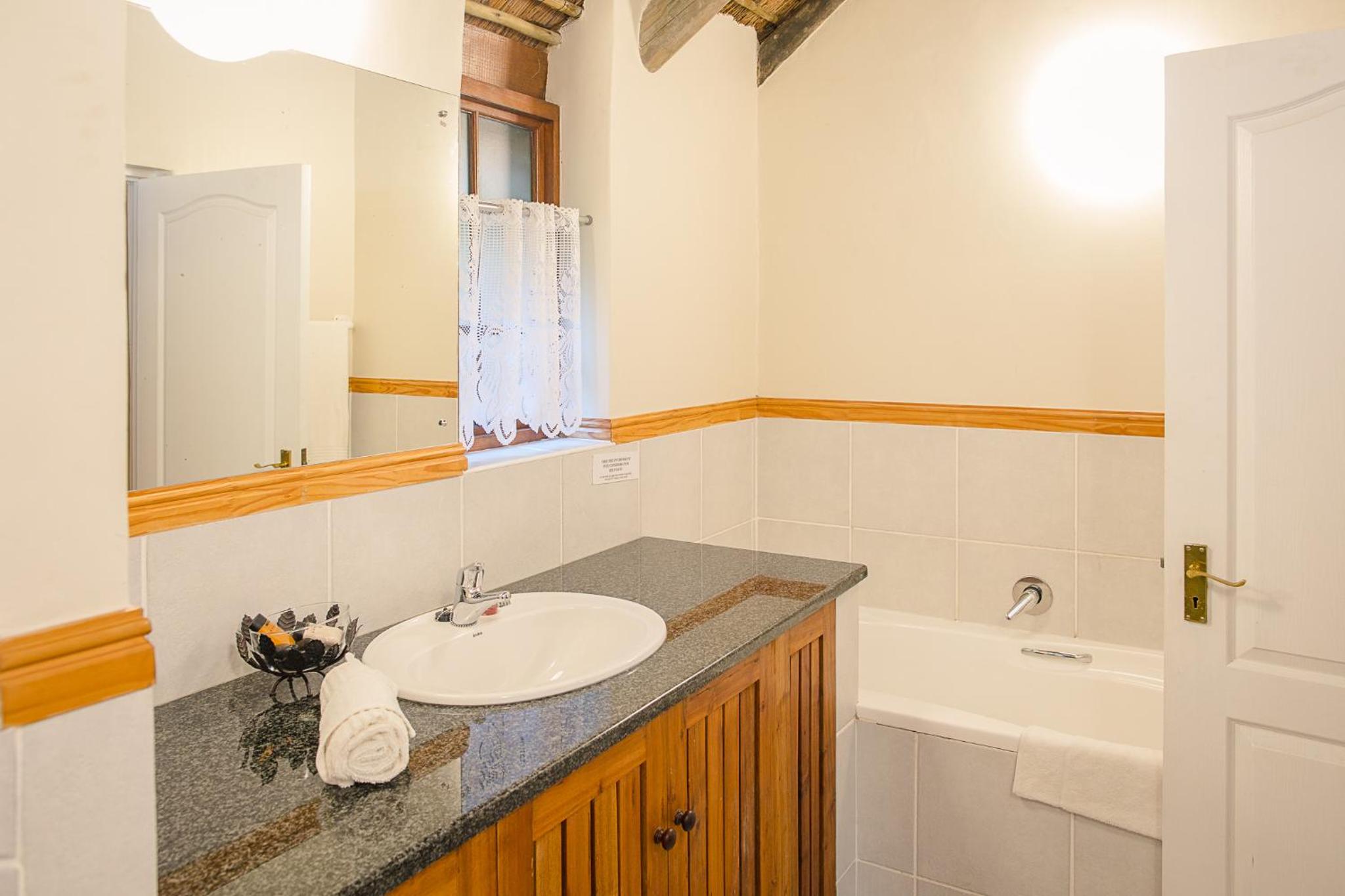 Superior Chalet - Photo 3