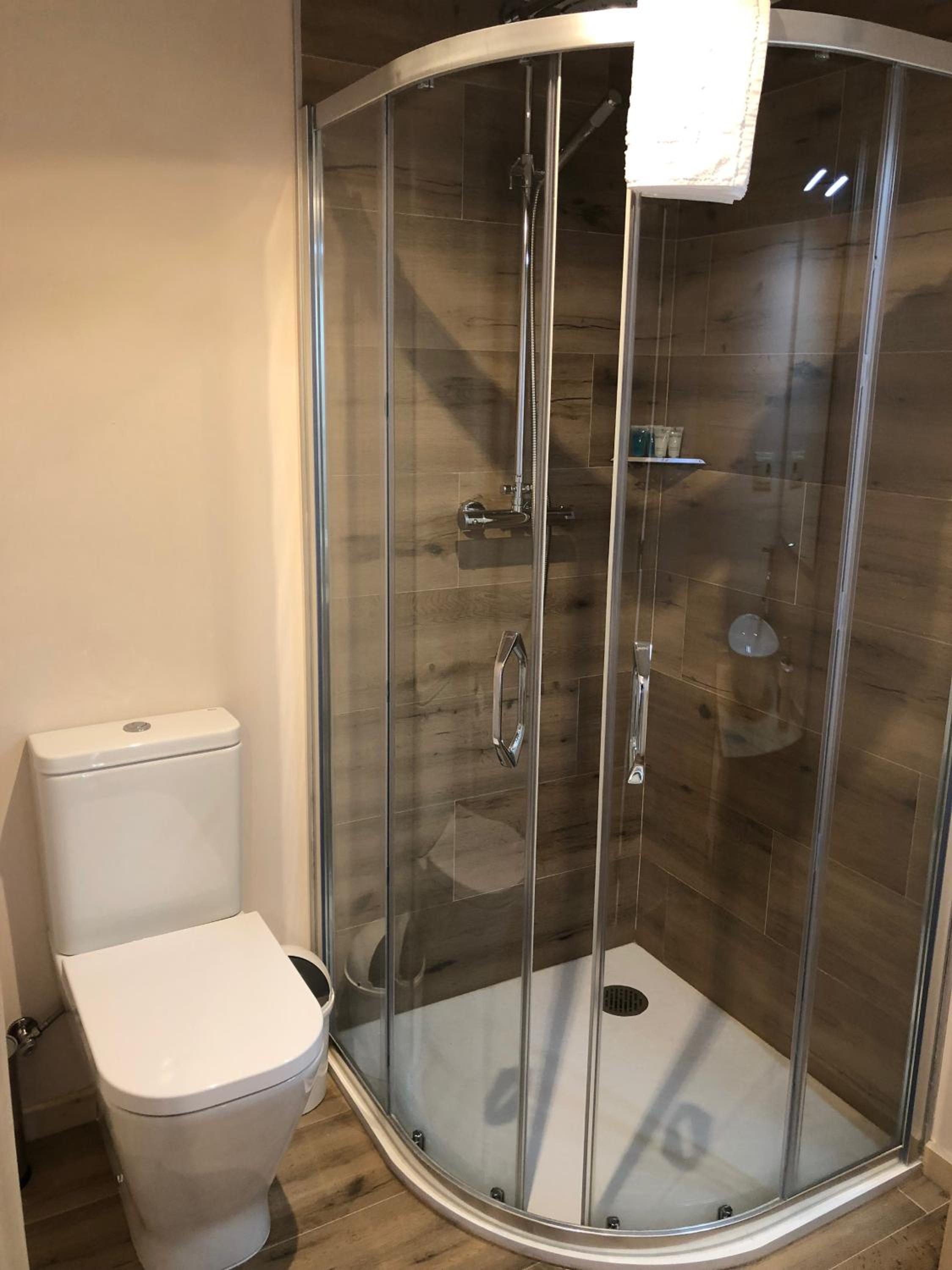 Deluxe Suite photo 3