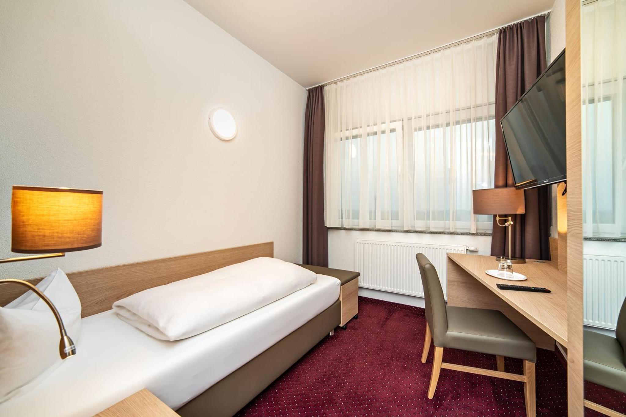 Single Room photo 1