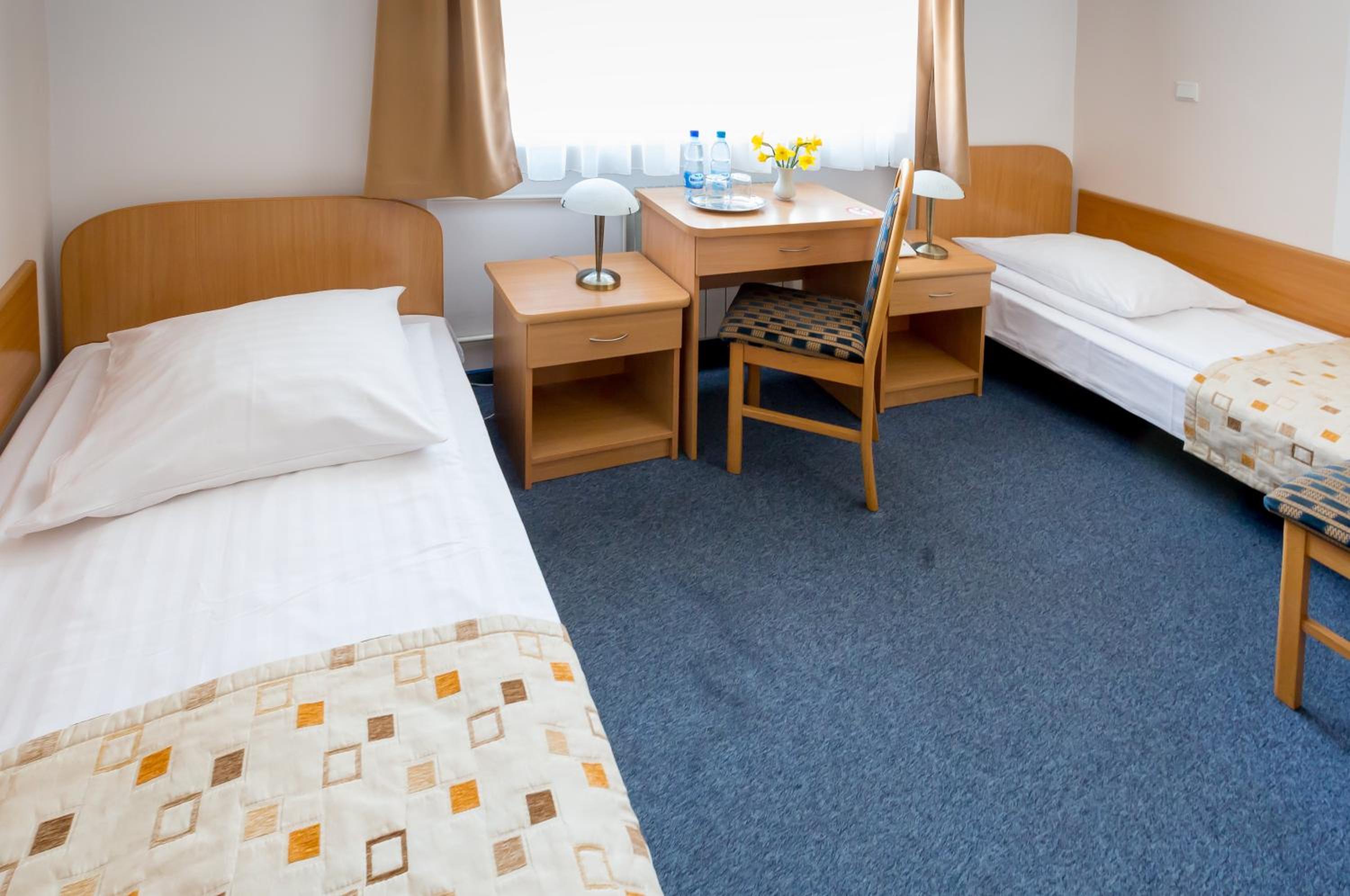Twin Room - Photo 1