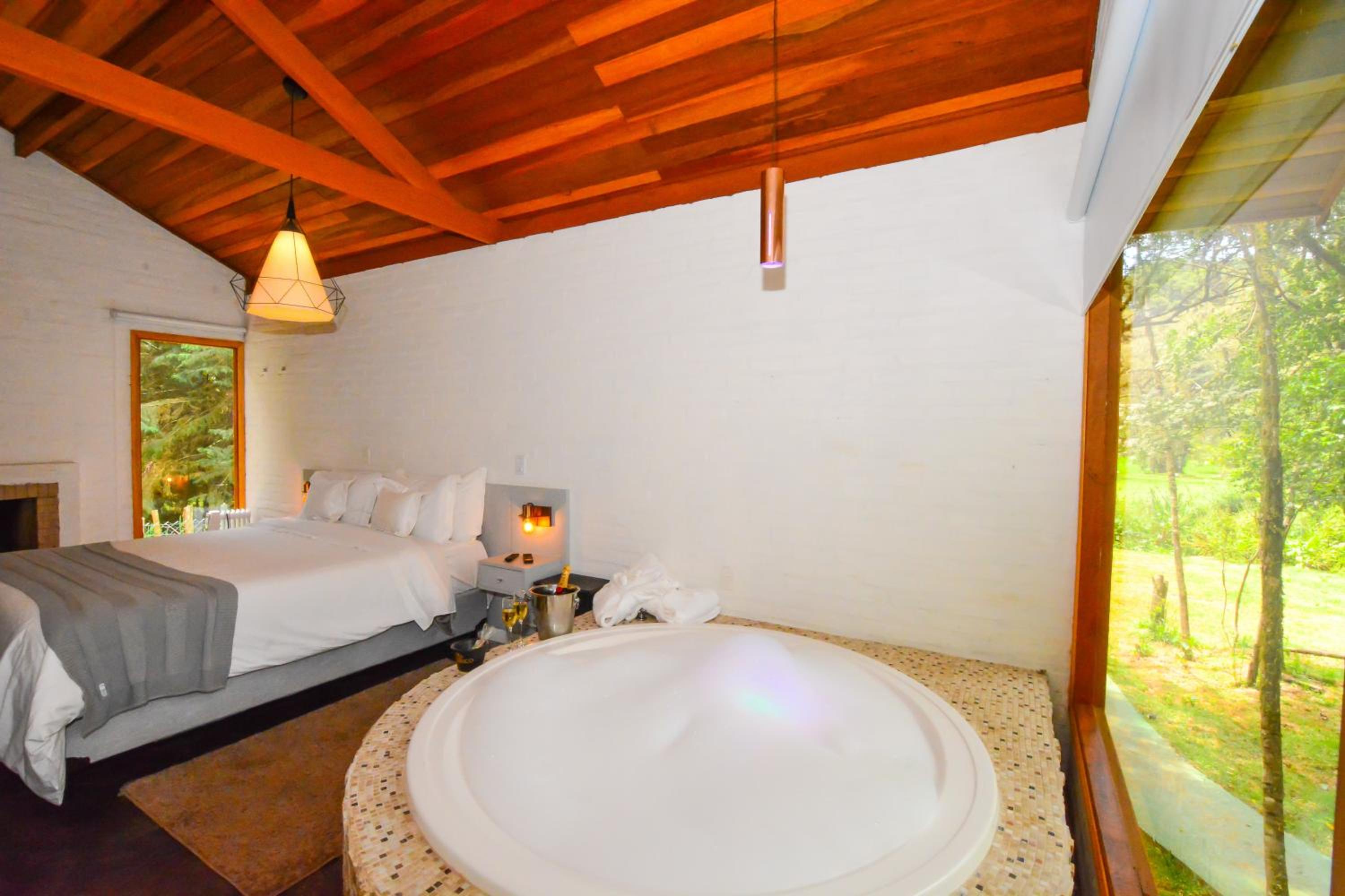Prime Chalet with Spa Bath and Private Balcony photo 1