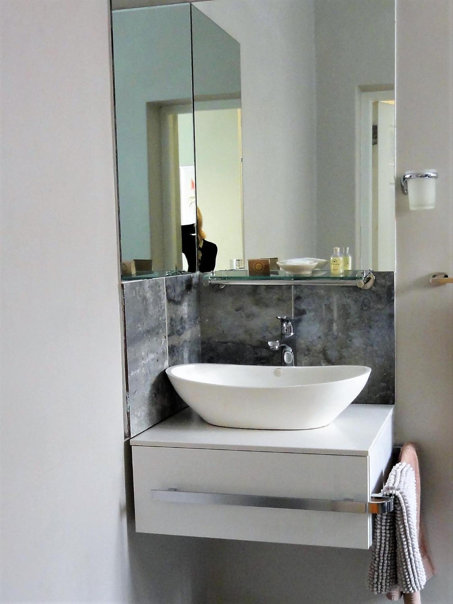 Budget Double Room photo 2