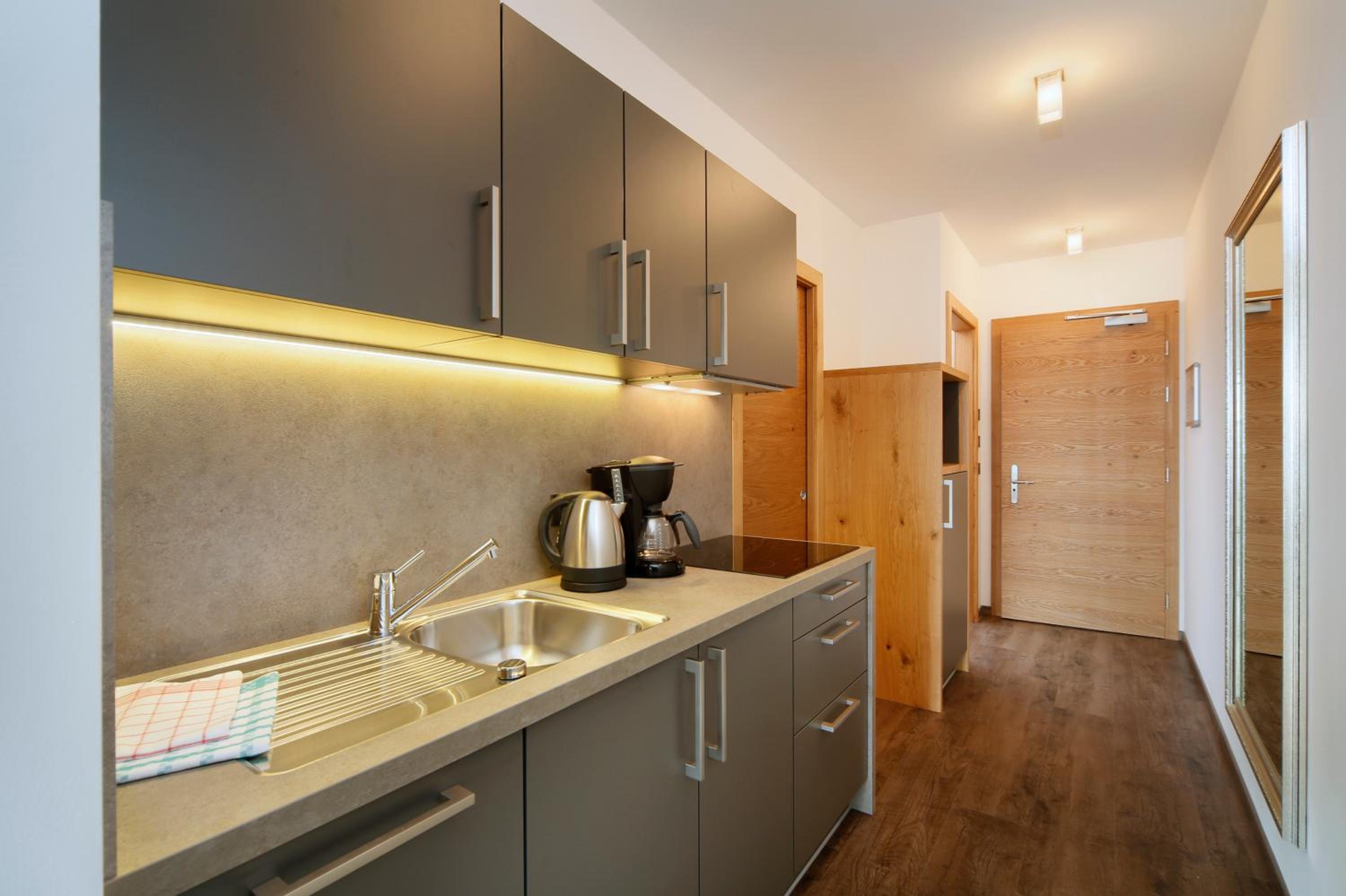 One-Bedroom Apartment (2 Adults) photo 3