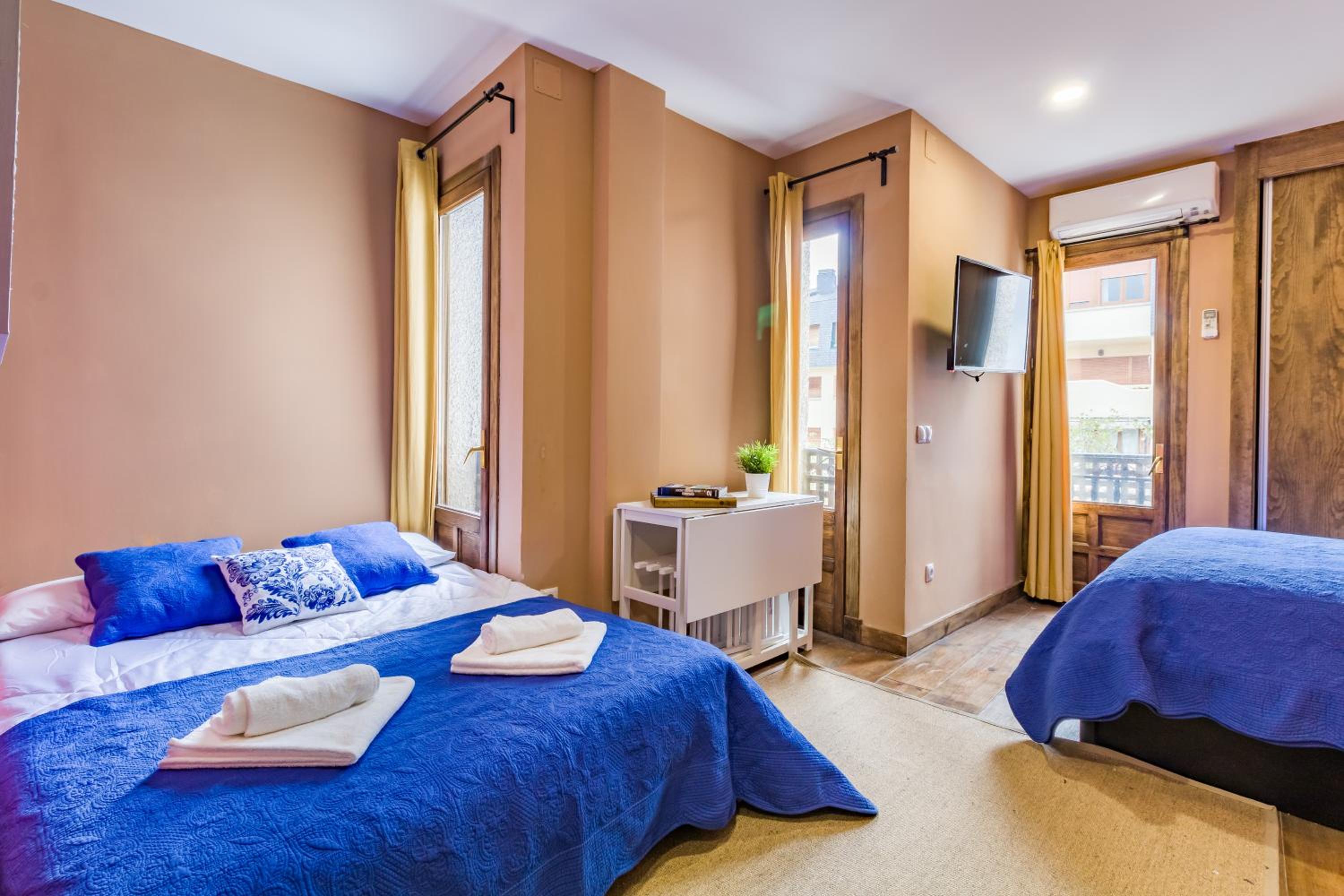 Quadruple Room - Photo 2
