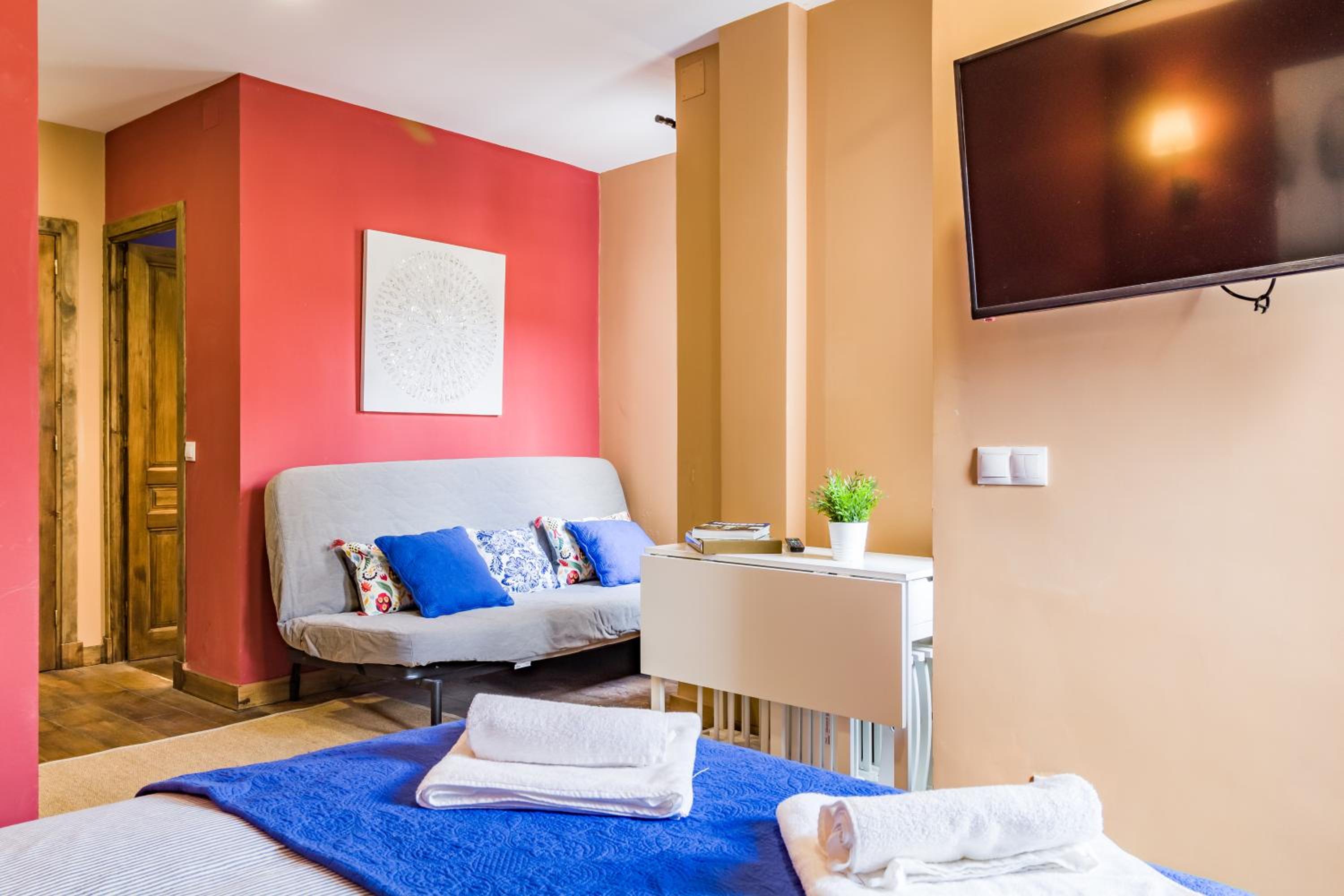 Quadruple Room - Photo 22