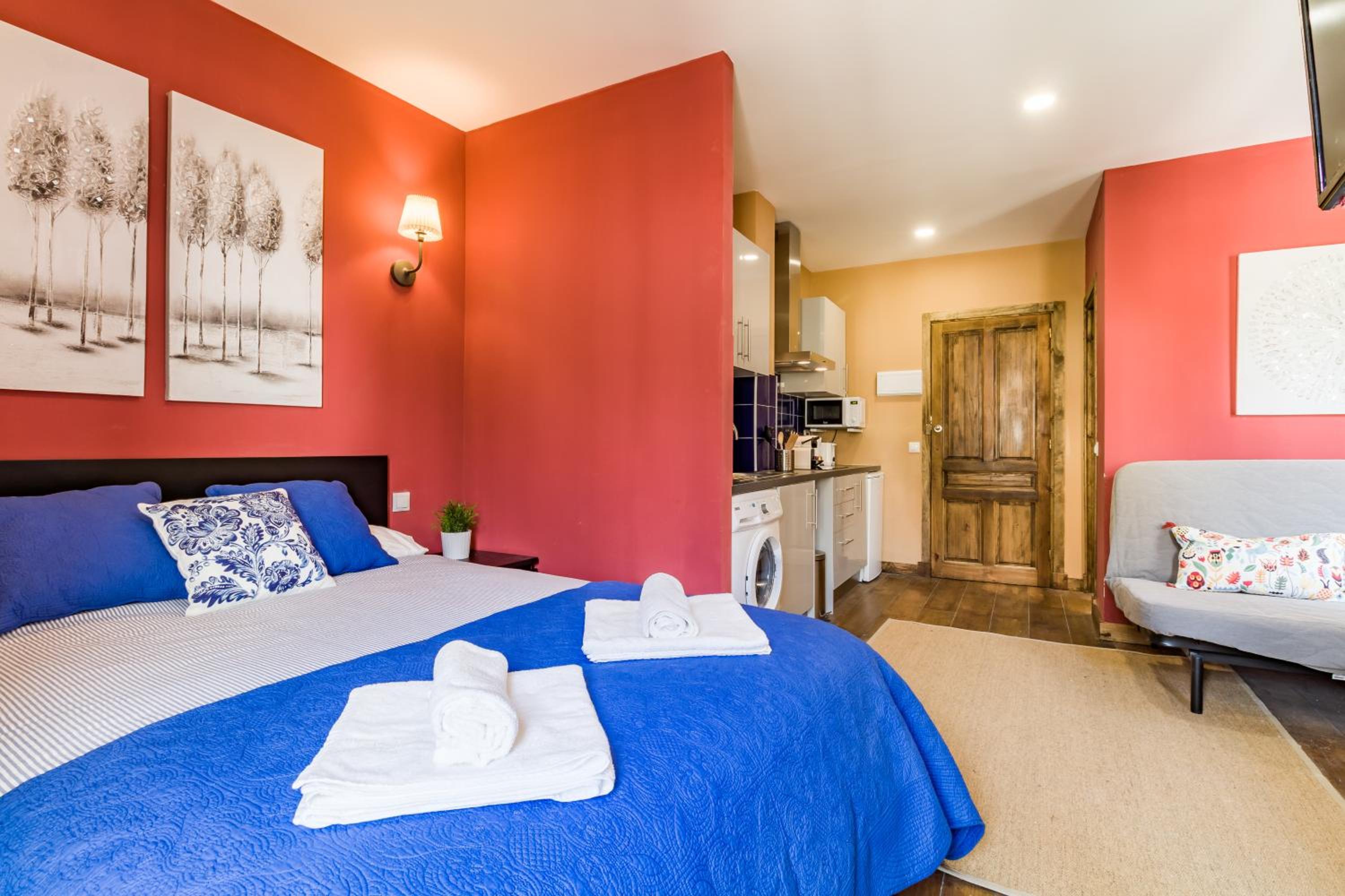 Quadruple Room - Photo 5
