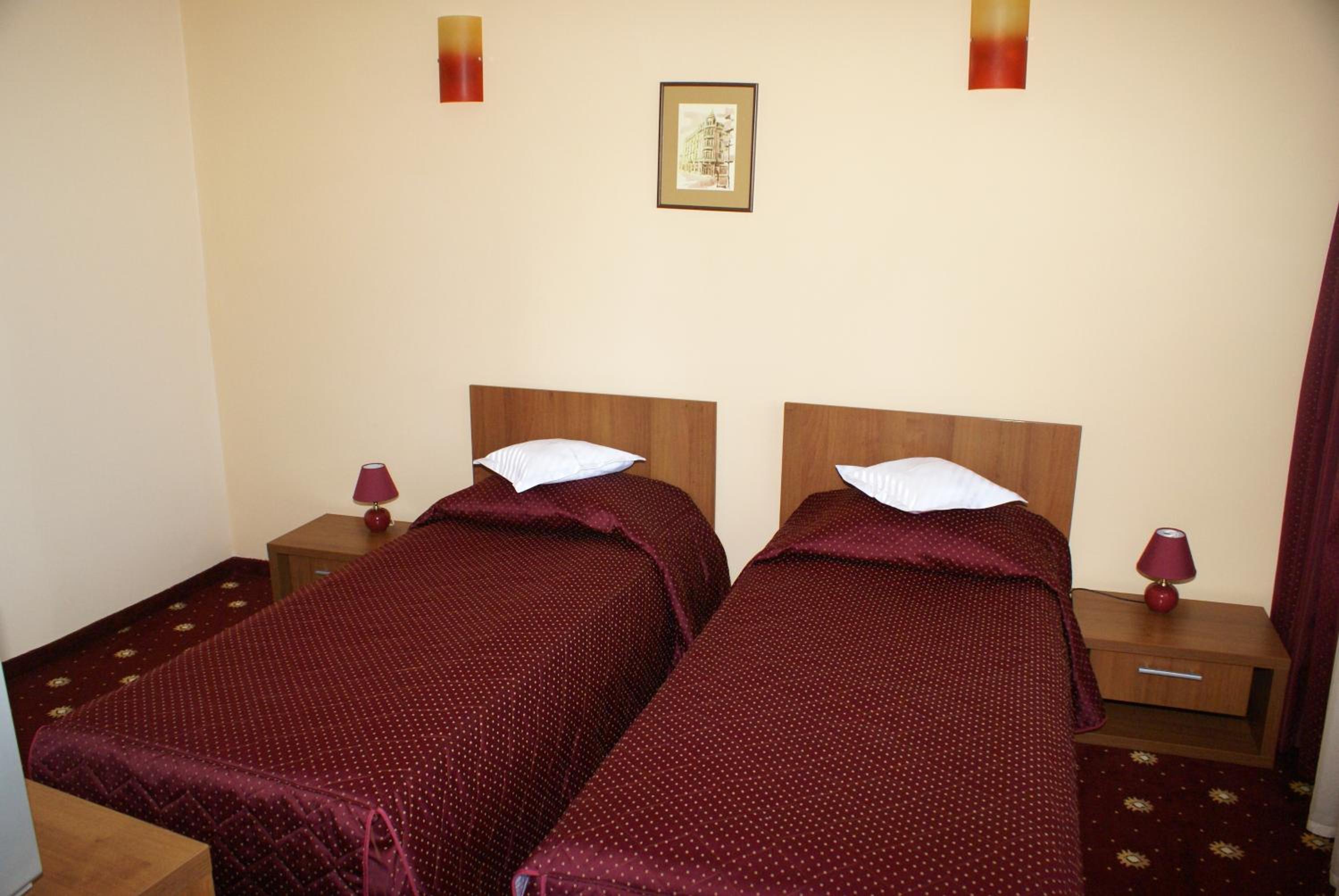 Double or Twin Room photo 3