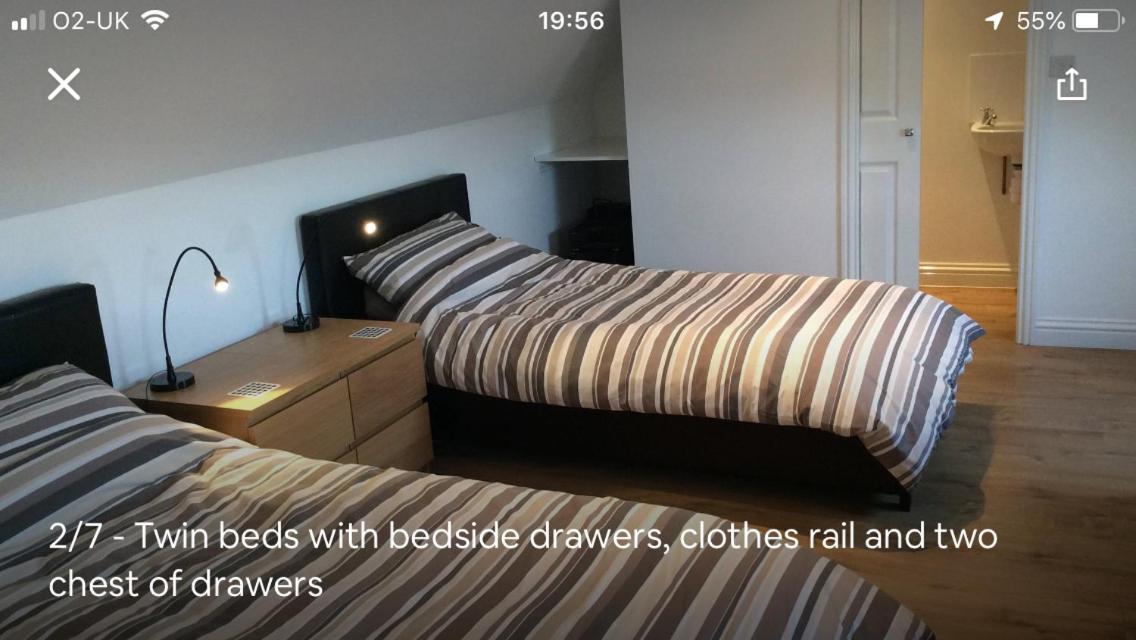 Twin Room - Photo 1
