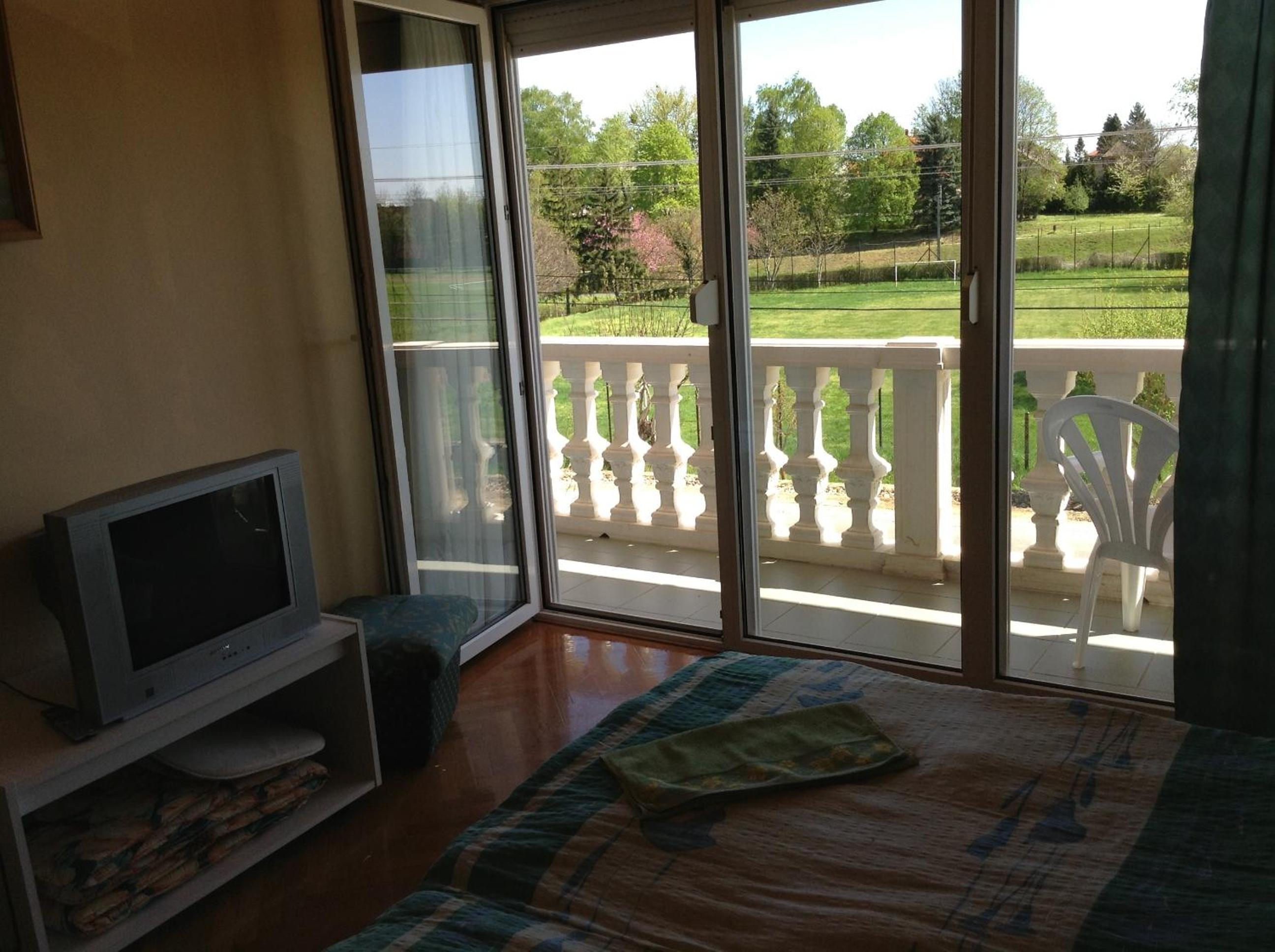 Studio with Garden View photo 2