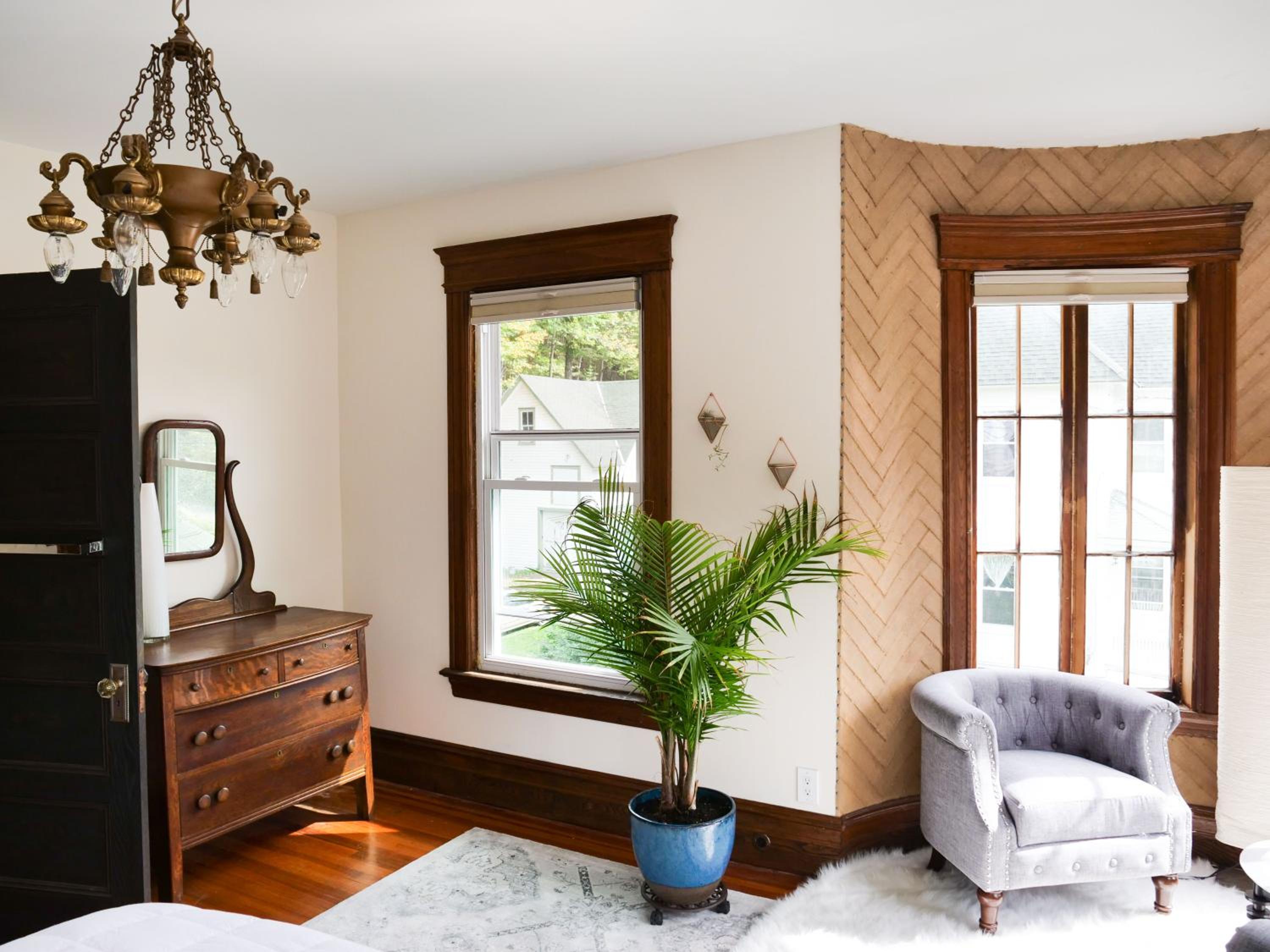 Deluxe King Suite photo 2