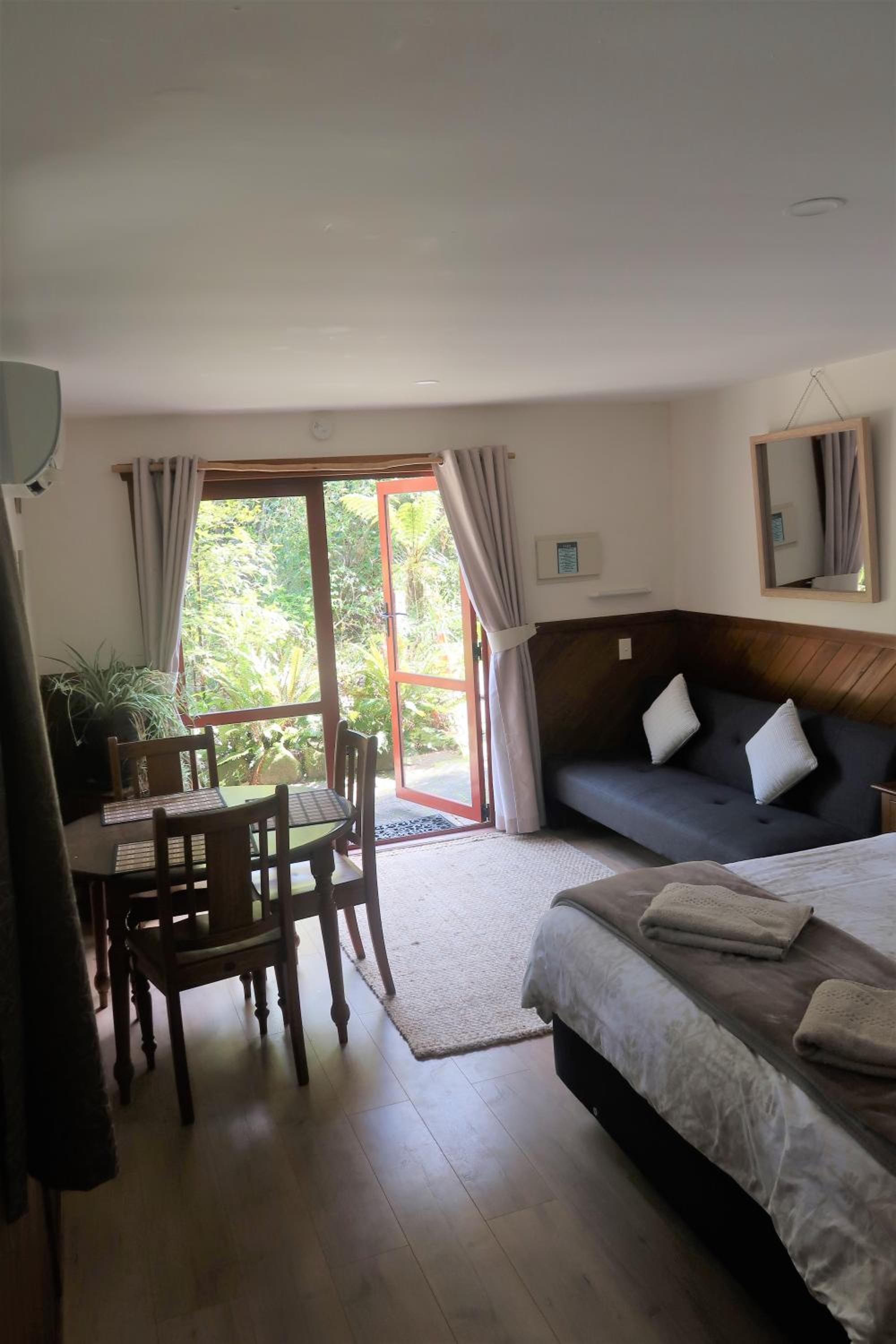 Tui Cottage photo 2
