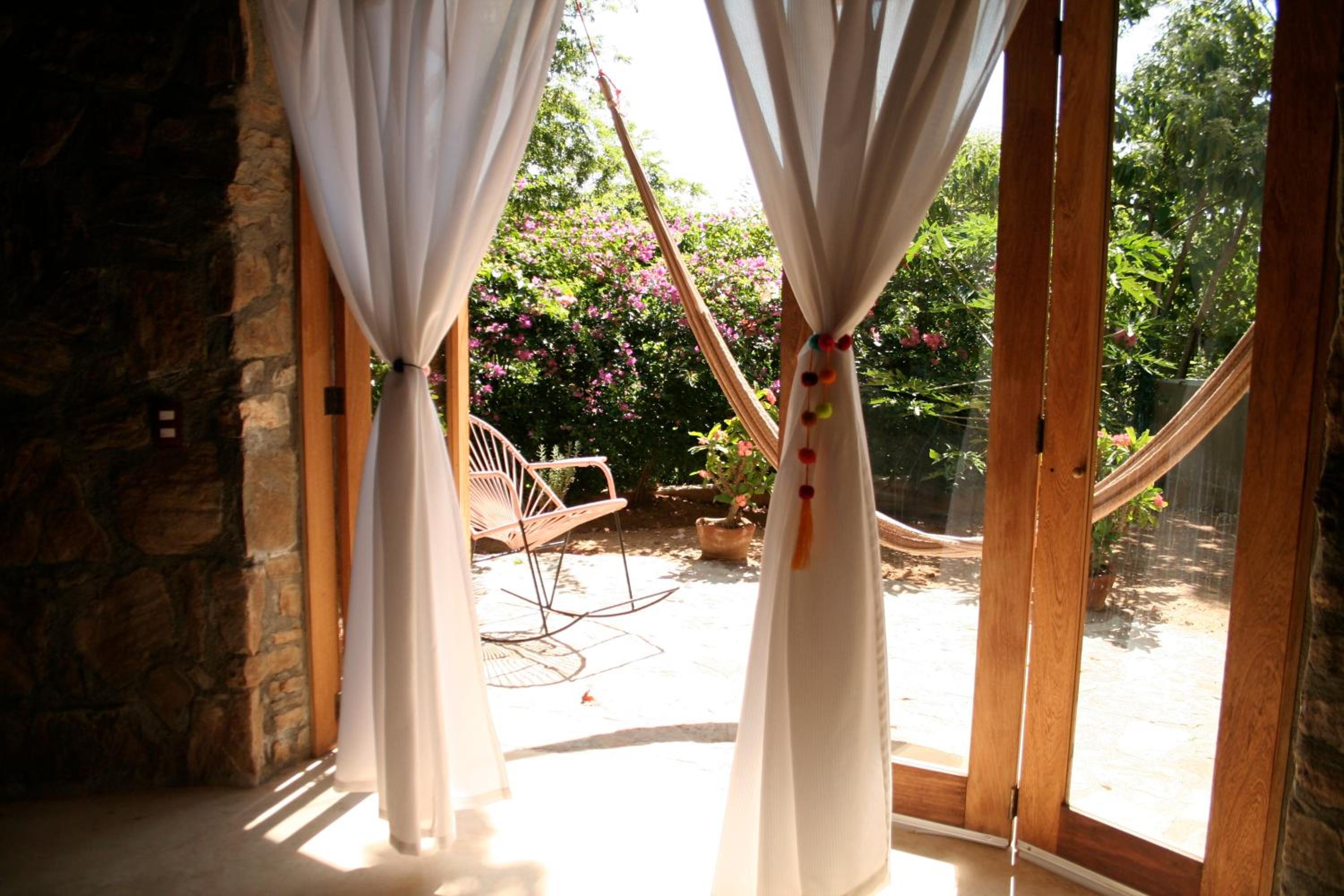 Double Room with Garden View - Photo 13
