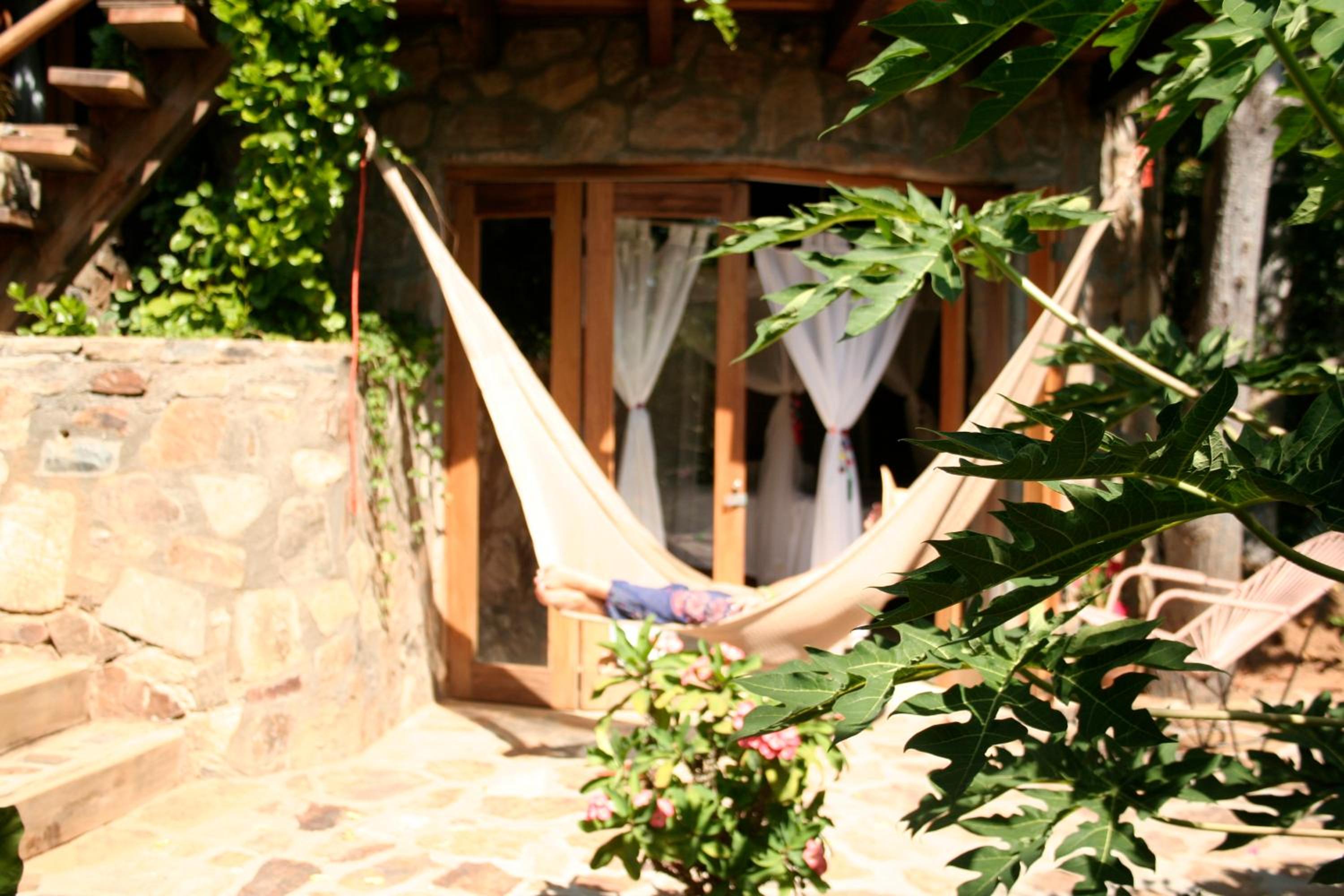 Double Room with Garden View - Photo 16