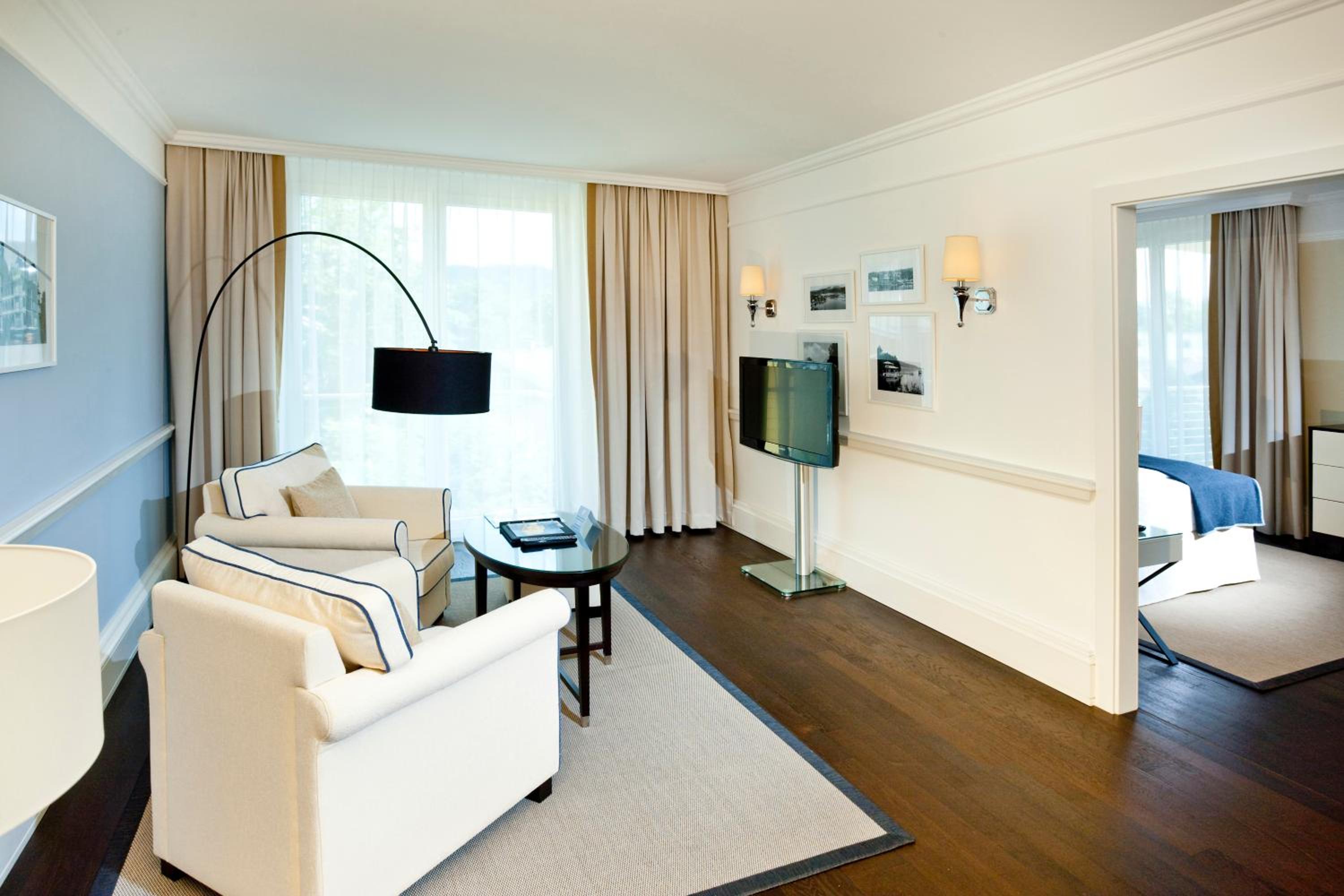 Park Suite photo 1