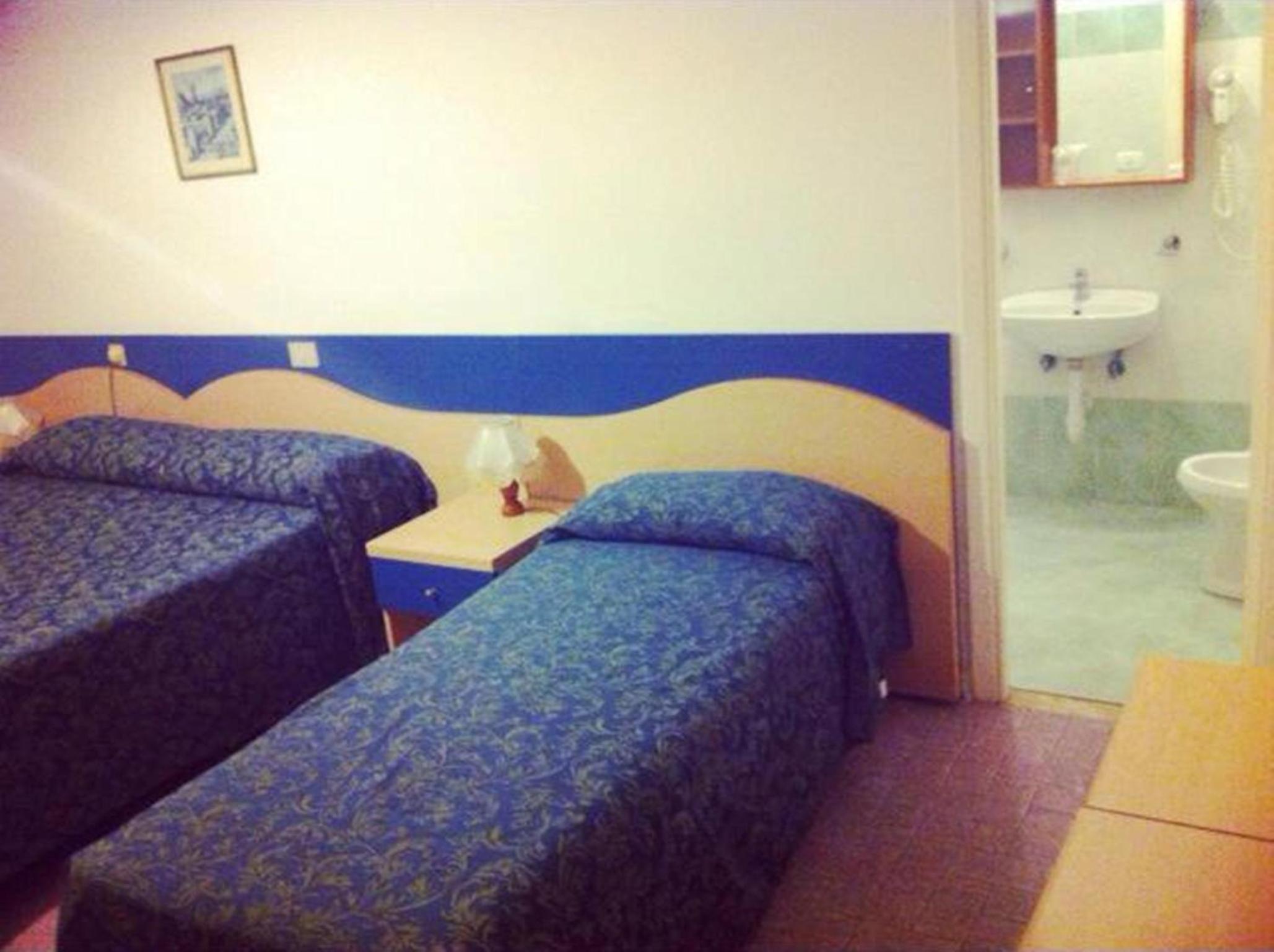 Triple Room photo 3