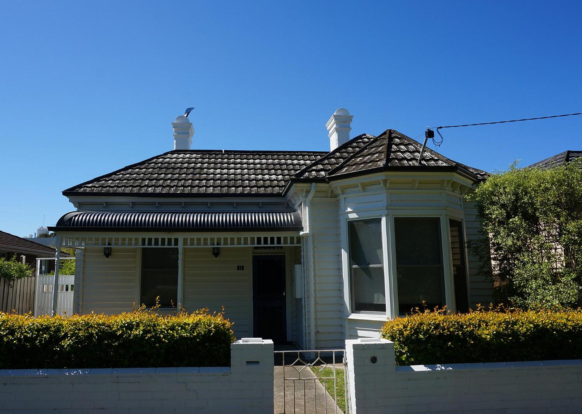 Three-Bedroom House photo 2