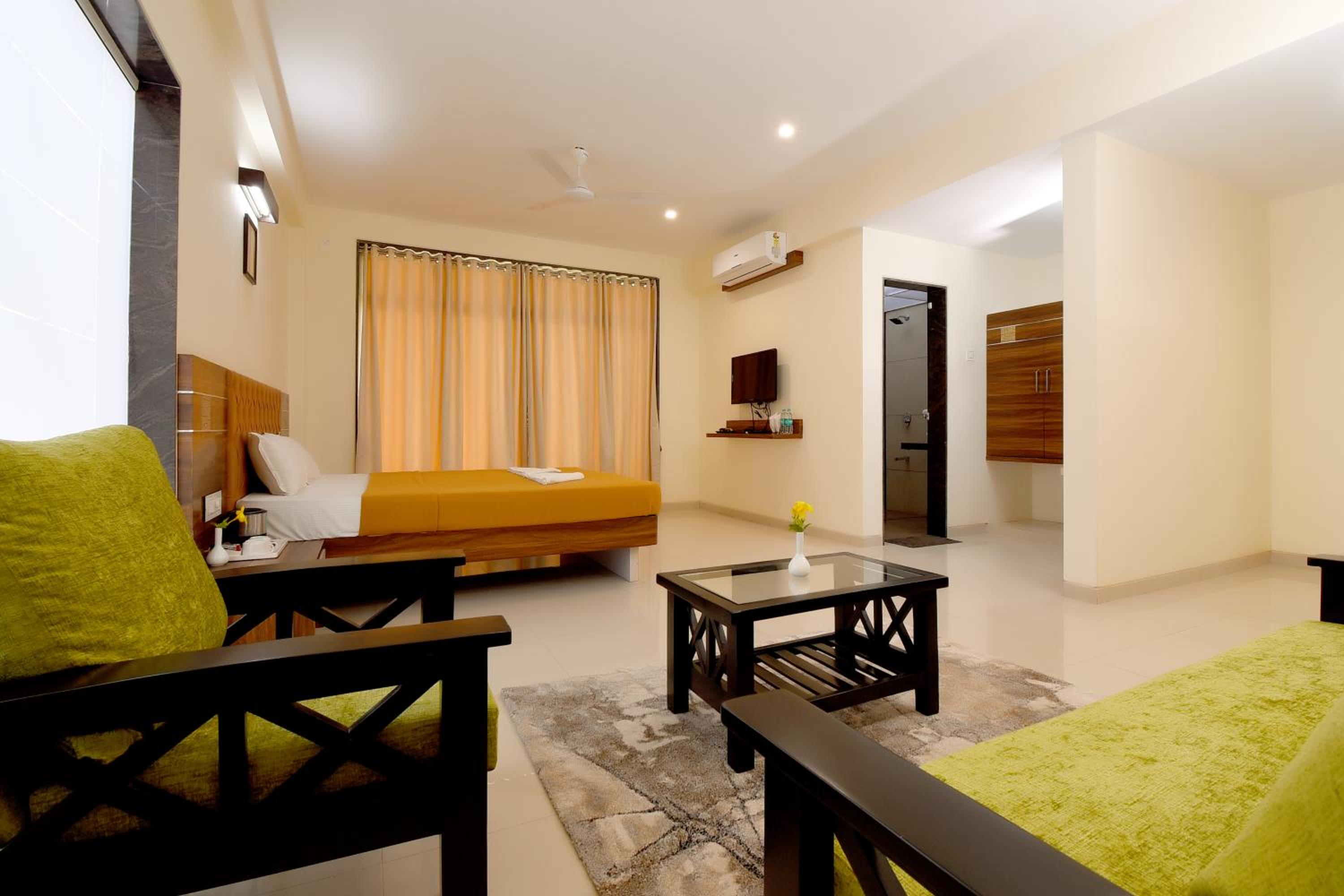 Executive Suite photo 2