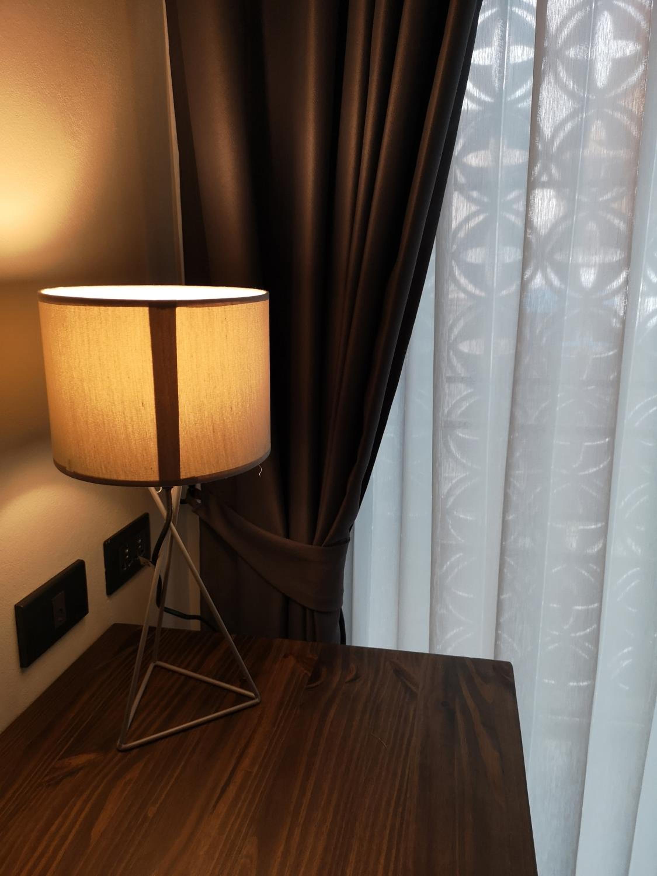 Double Room with Balcony - Photo 9