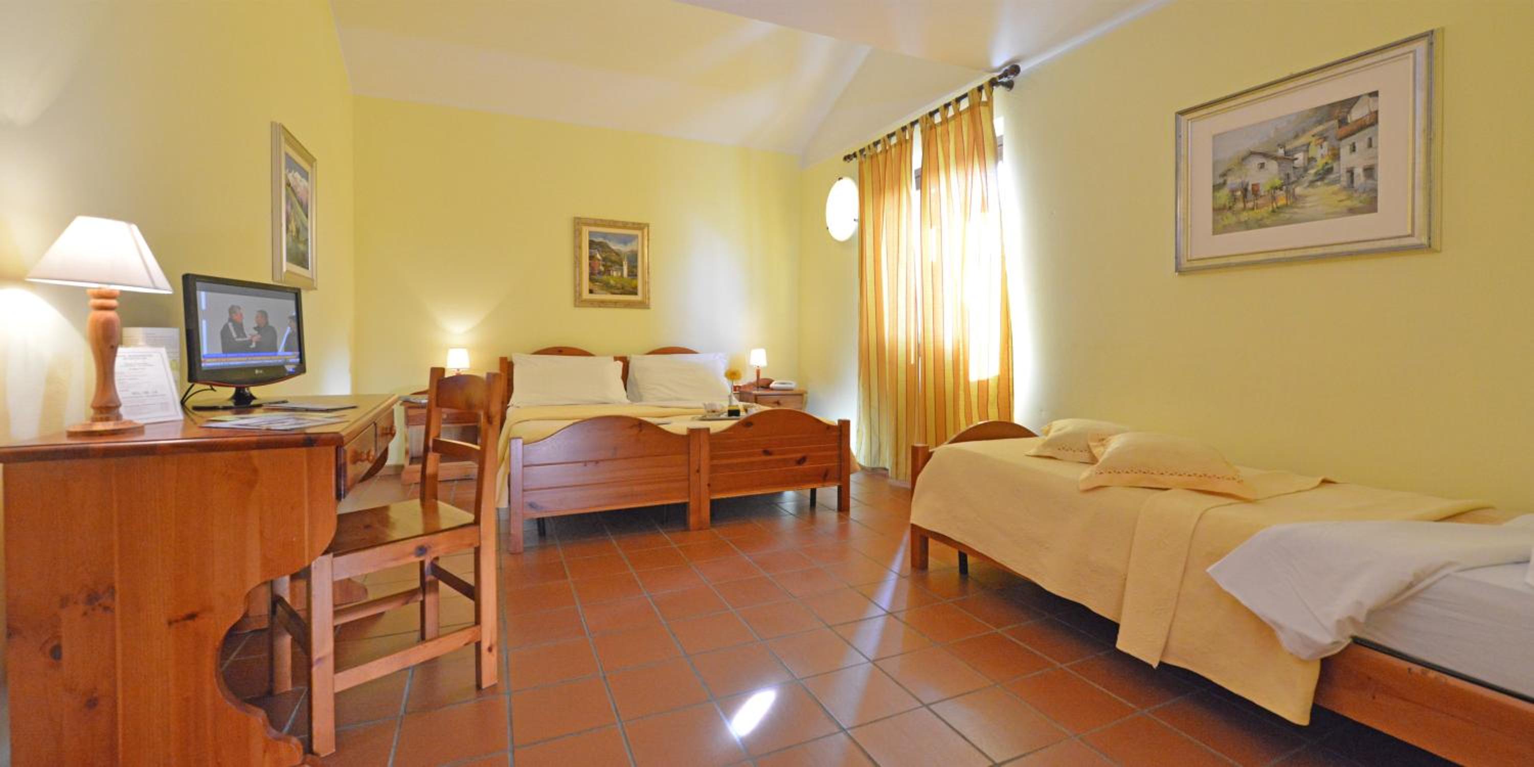 Triple Room - Photo 1