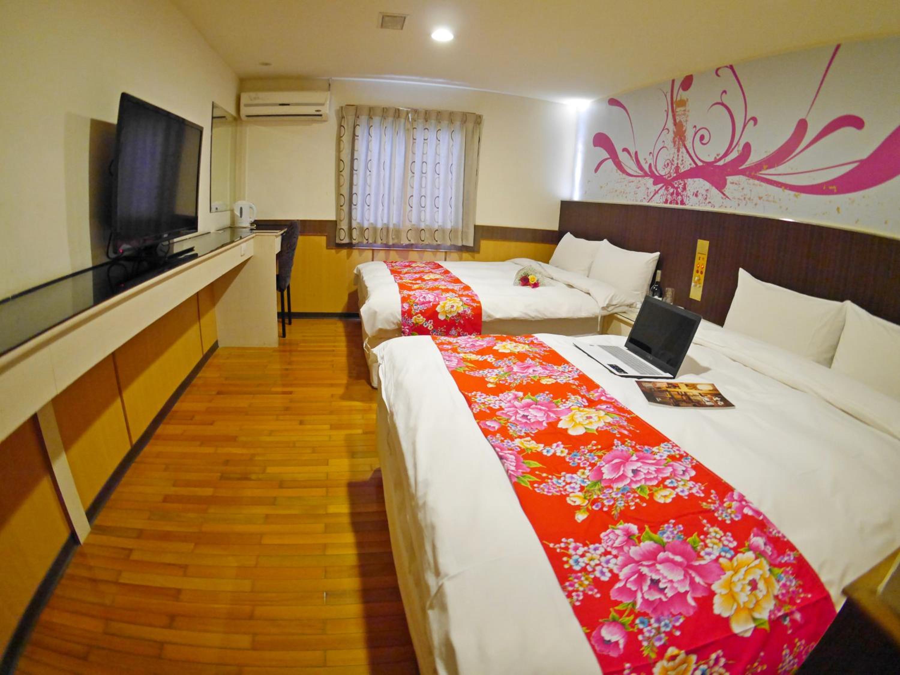 Standard Quadruple Room photo 3