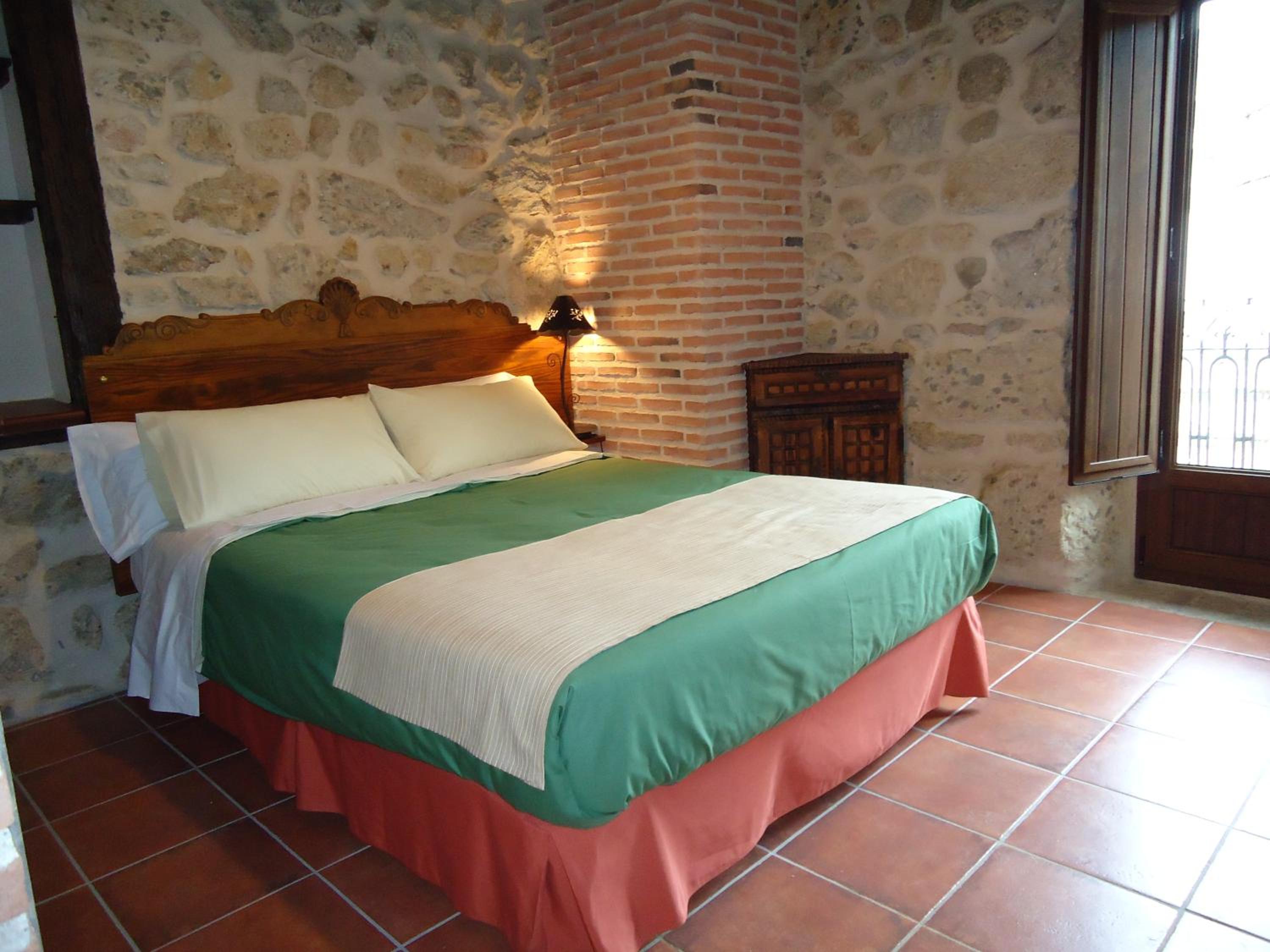 Suite (2 Adultos + 1 Niño)