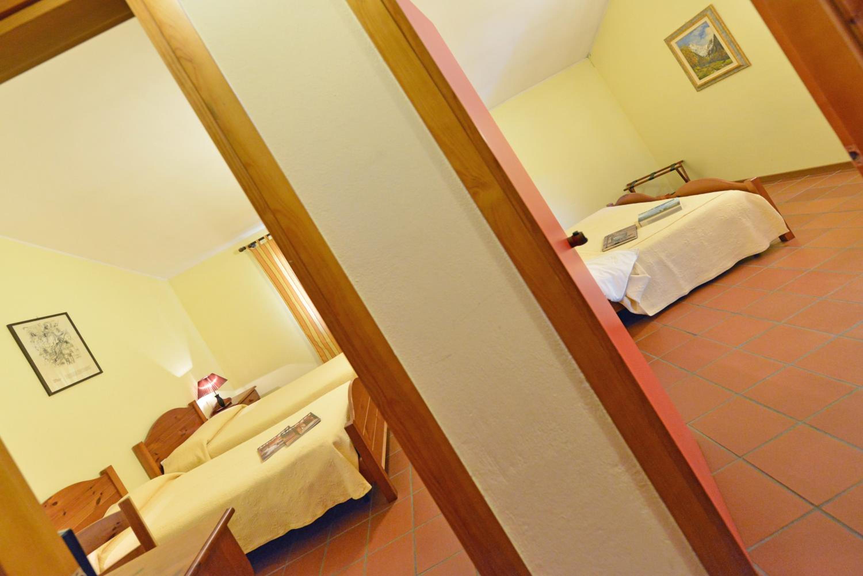 Quadruple Room - Photo 4