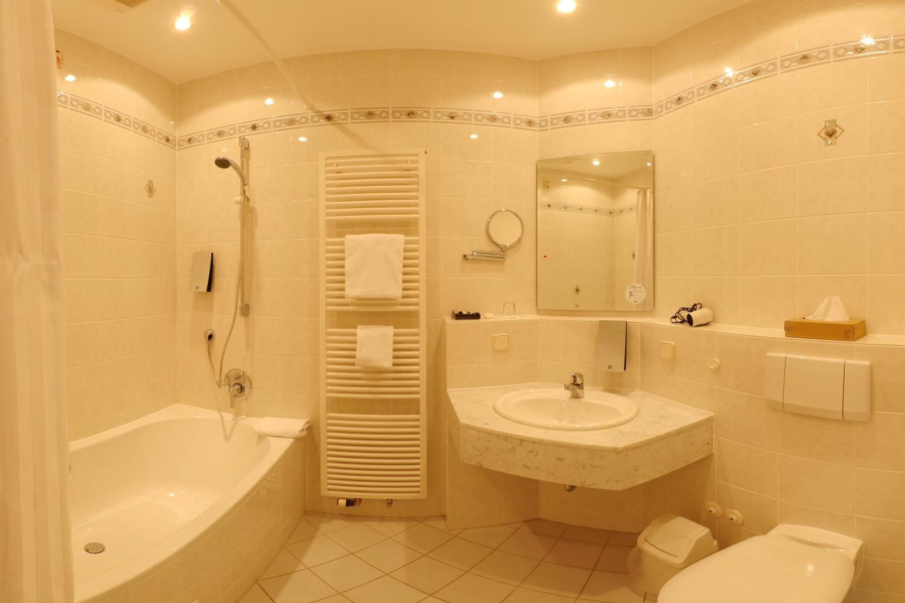 Standard Double Room - Photo 4