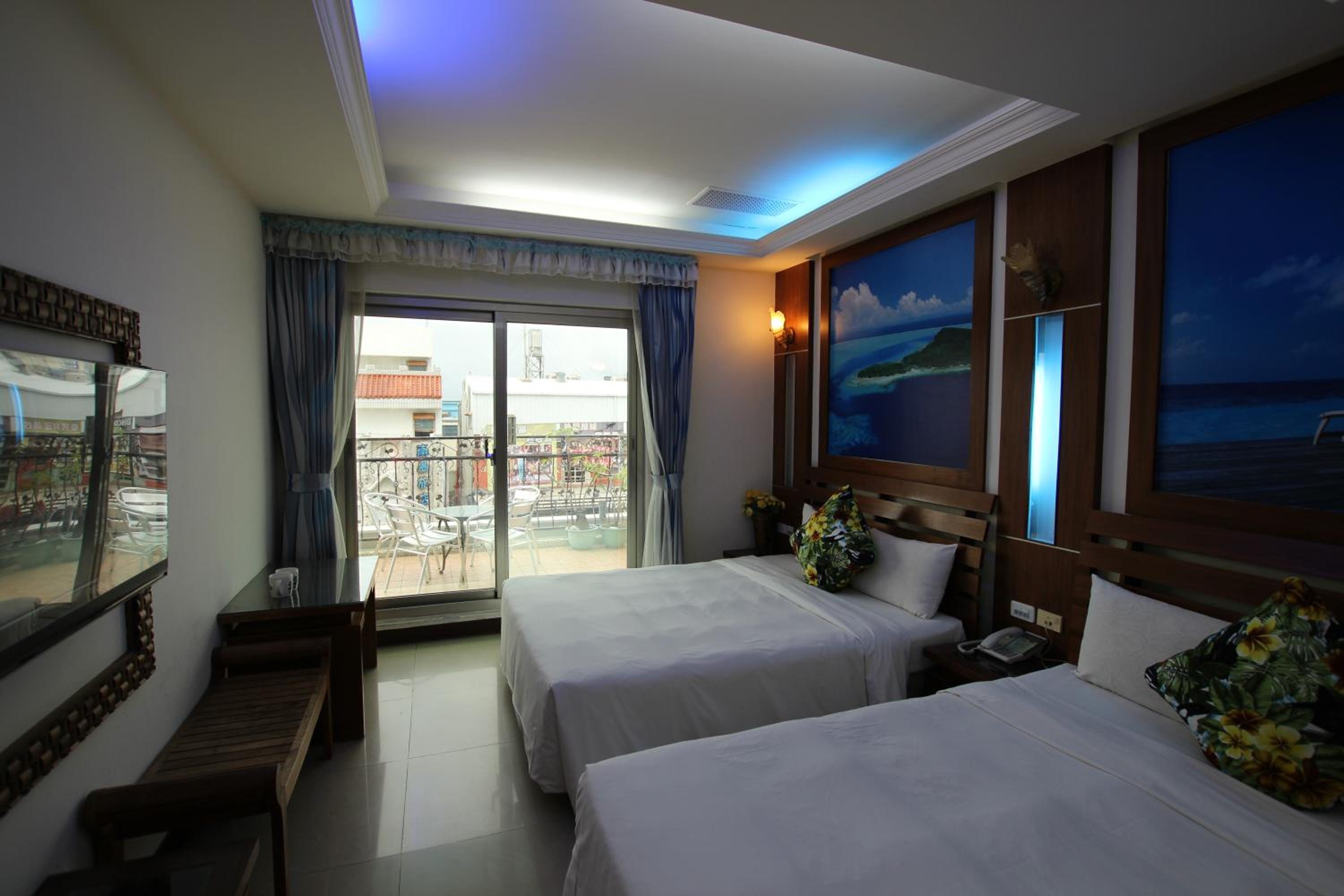Quadruple Room - Photo 10