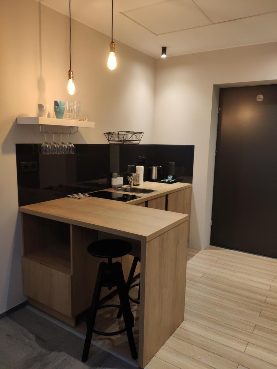 One-Bedroom Apartment - Photo 1