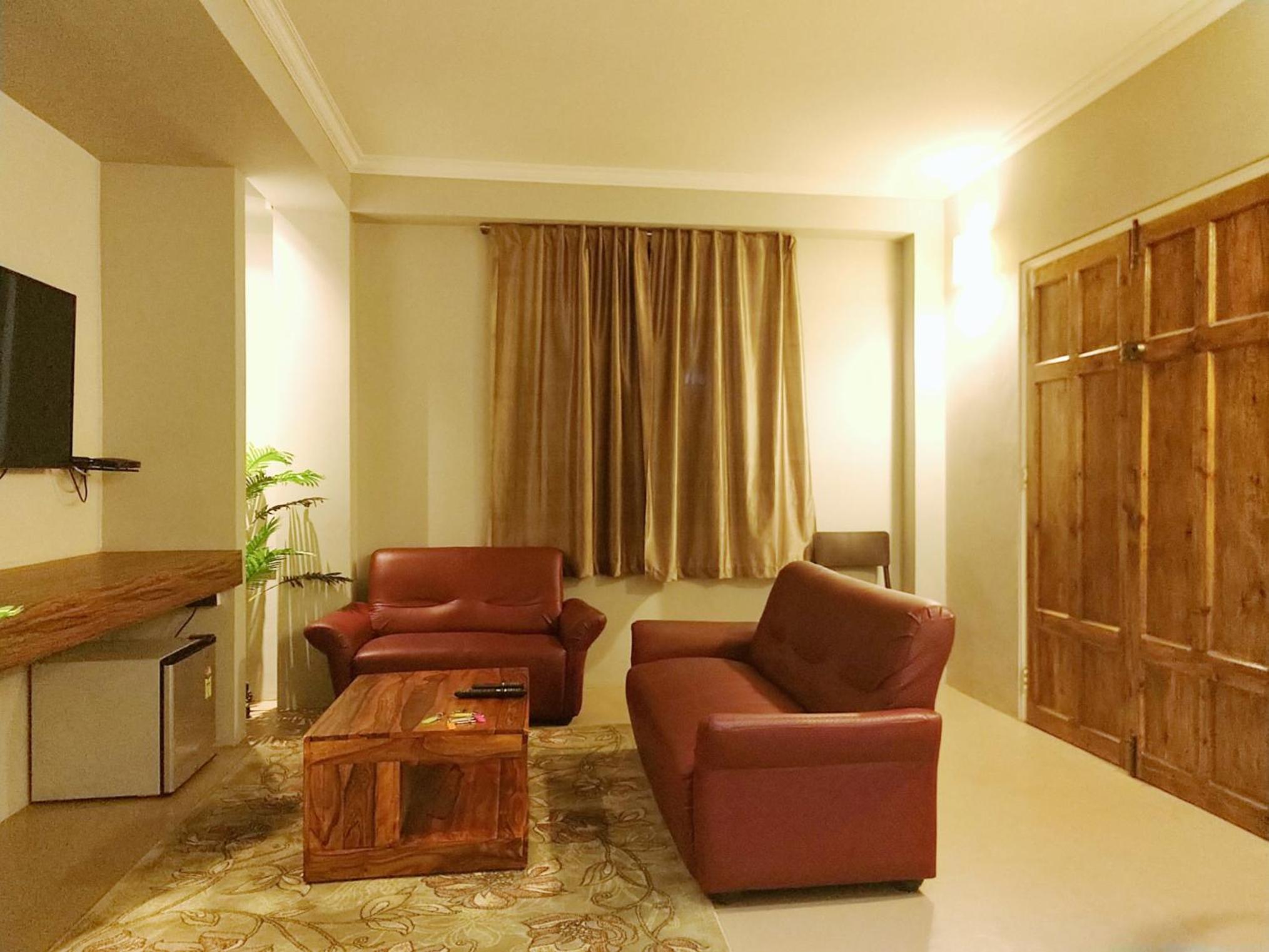 Deluxe Family Suite photo 2