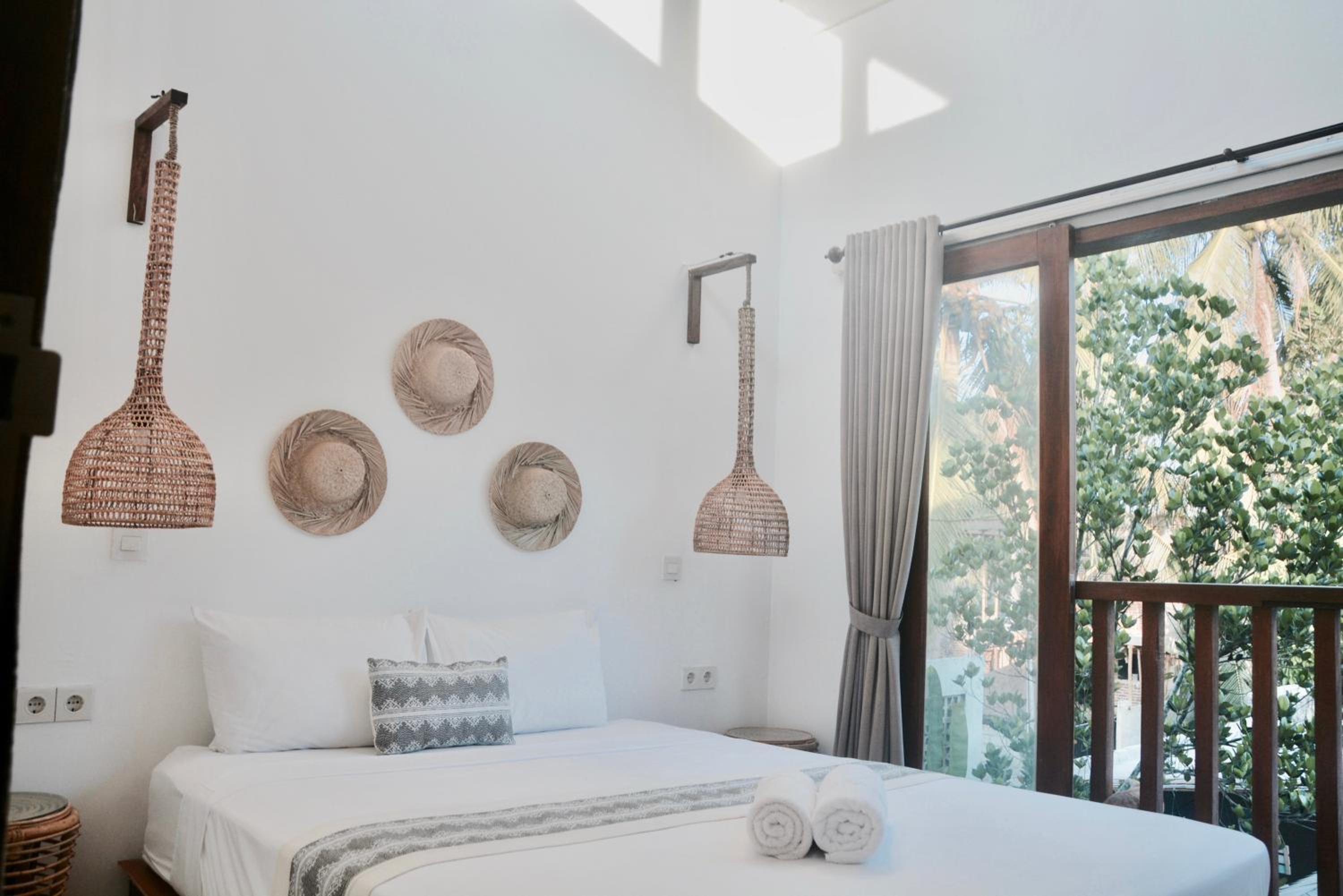 Double Room - Photo 12