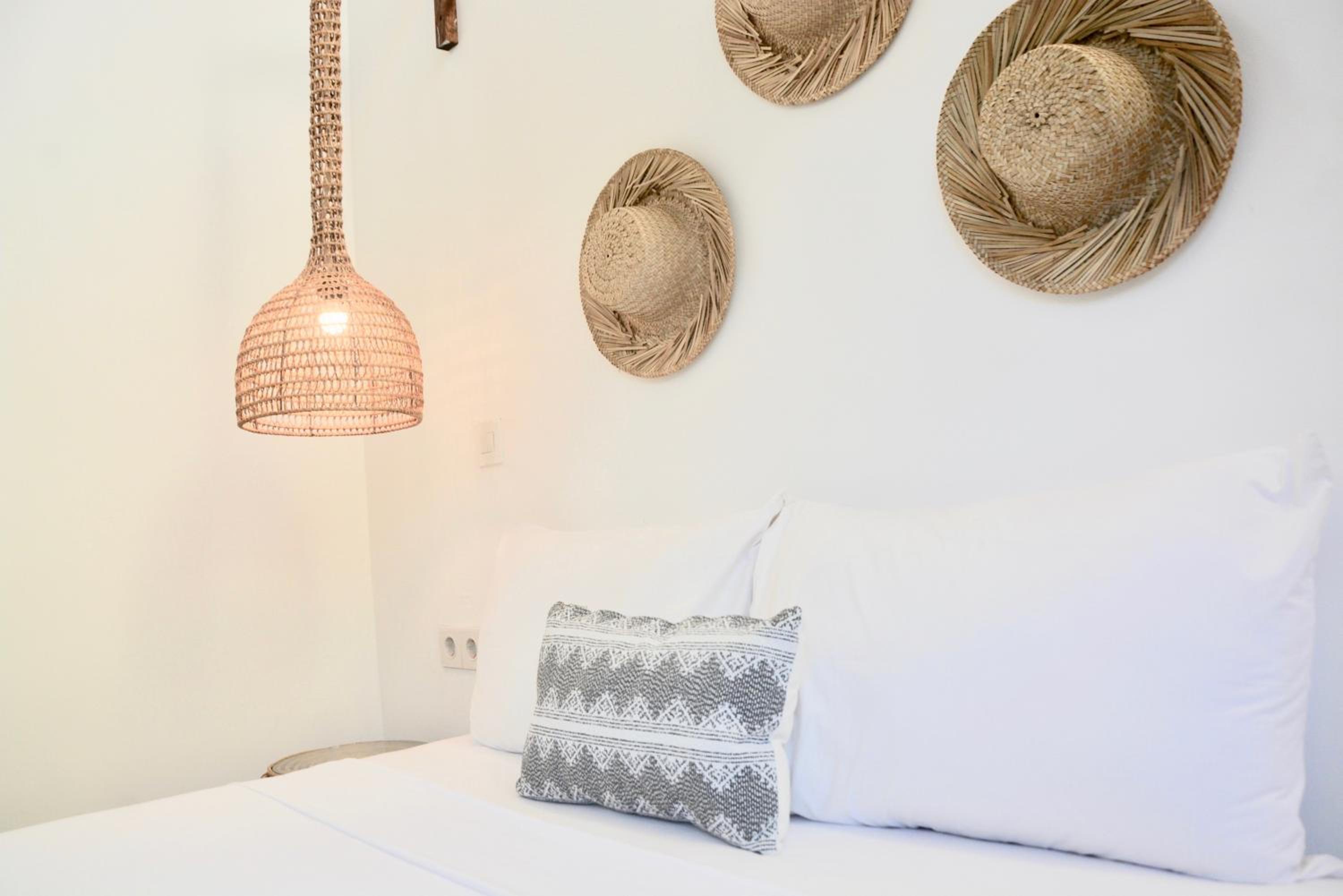 Double Room - Photo 10