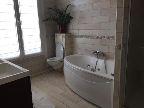 Standard Double Room with Shared Bathroom