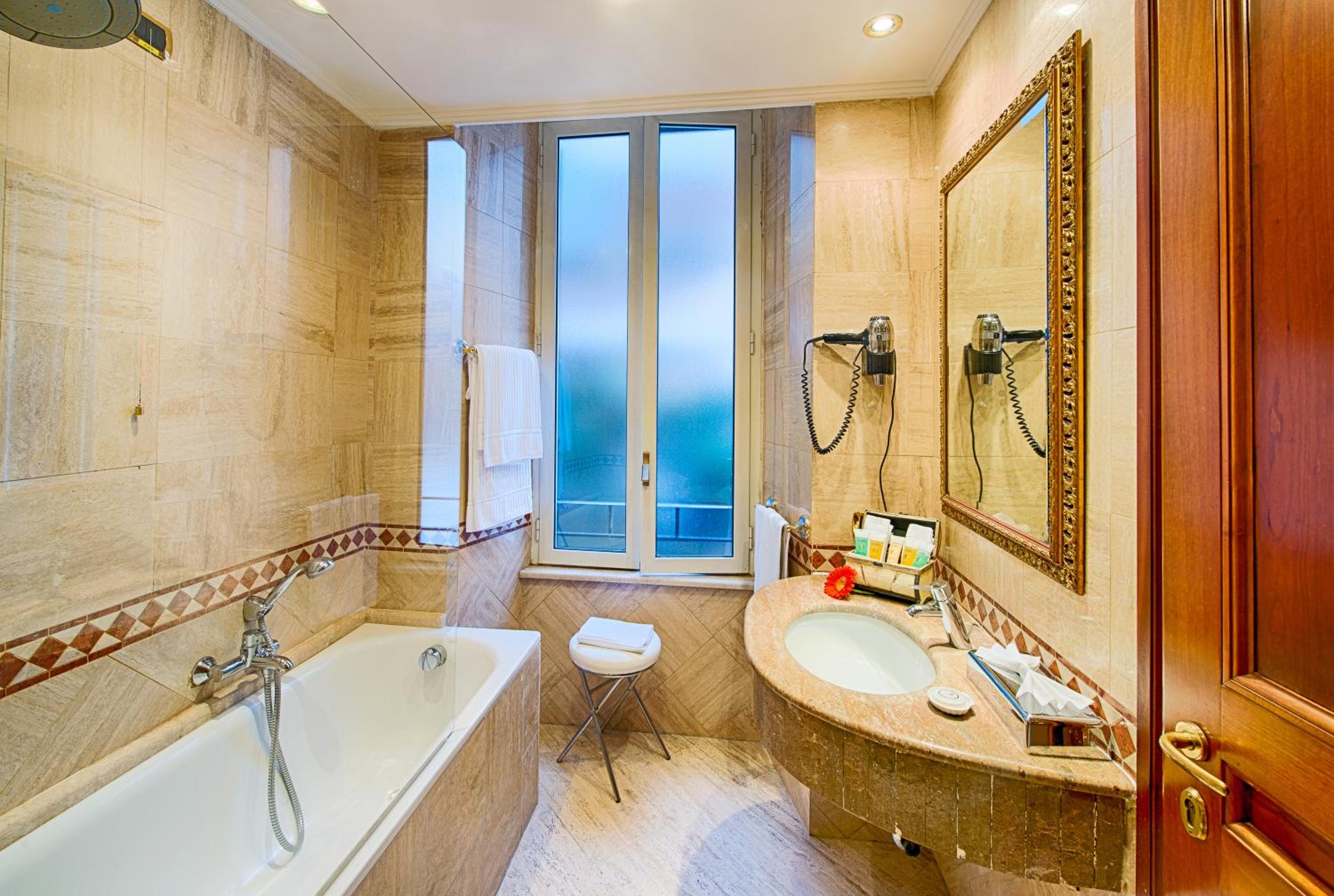 Double Room - Separate Building - Photo 3
