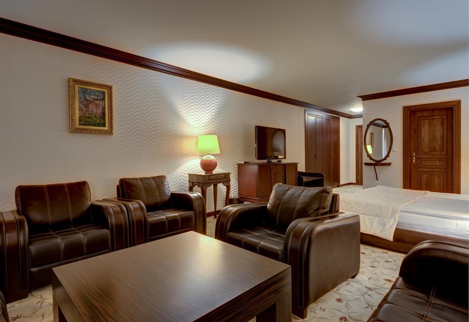 Deluxe Junior Suite with Mountain view (2 Adults) photo 1