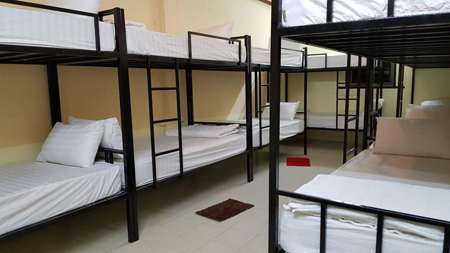 Bunk Bed in Male Dormitory Room  photo 2