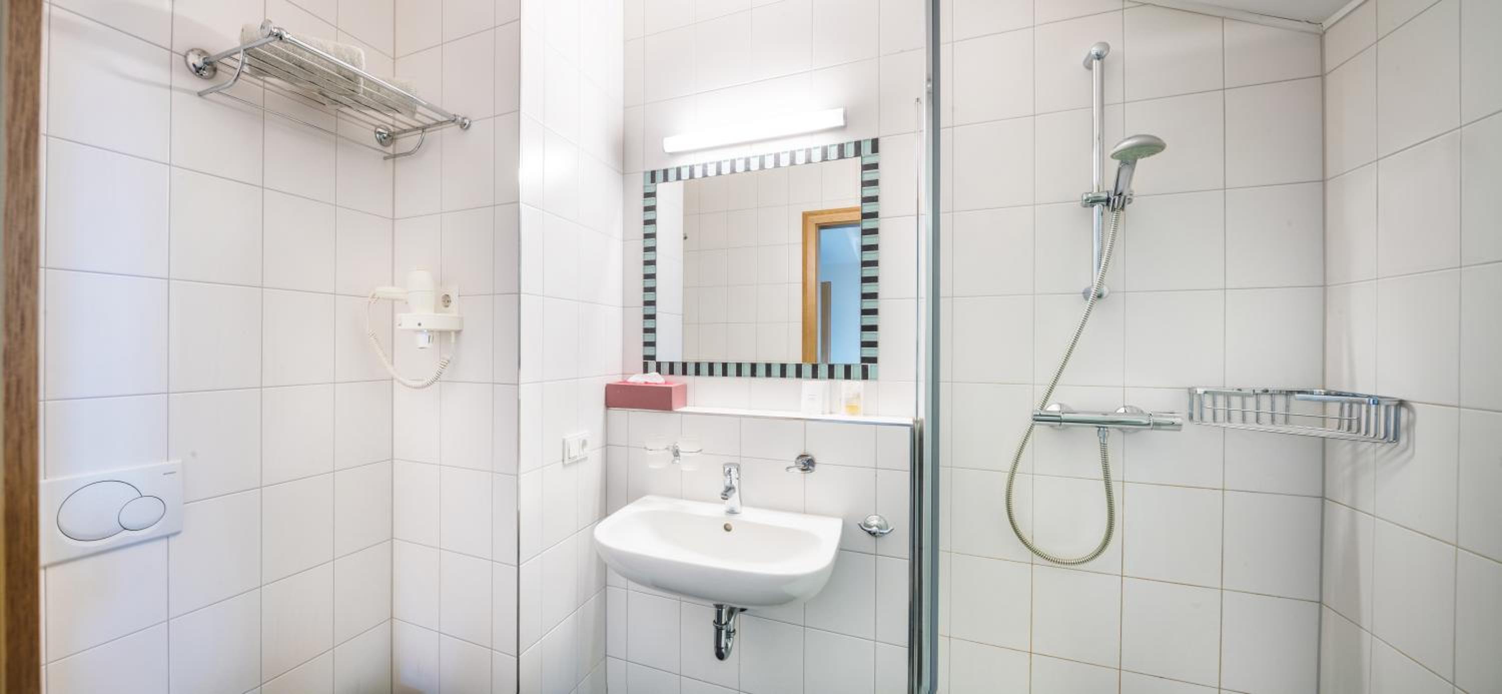 Single Room photo 2