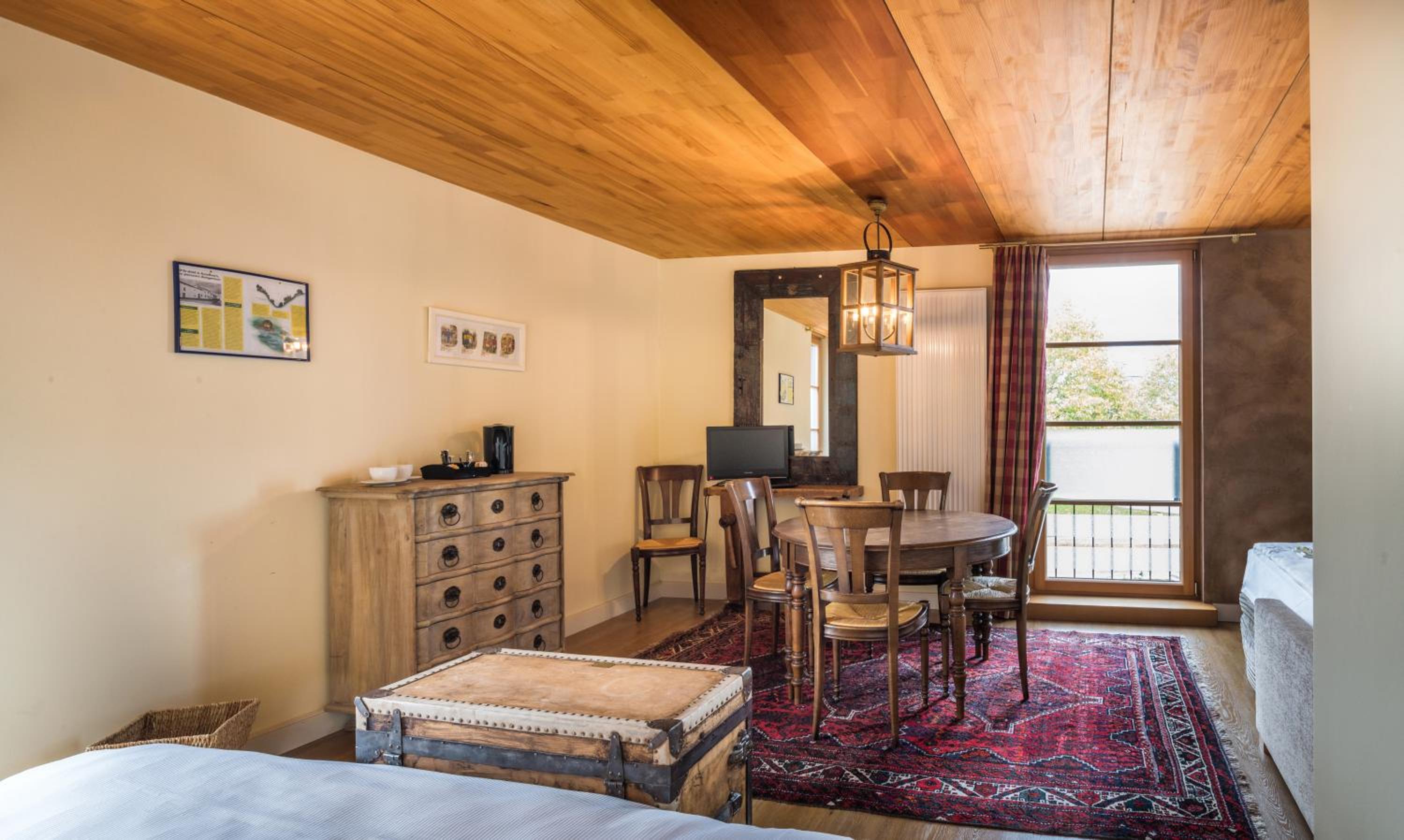 Family Room photo 2