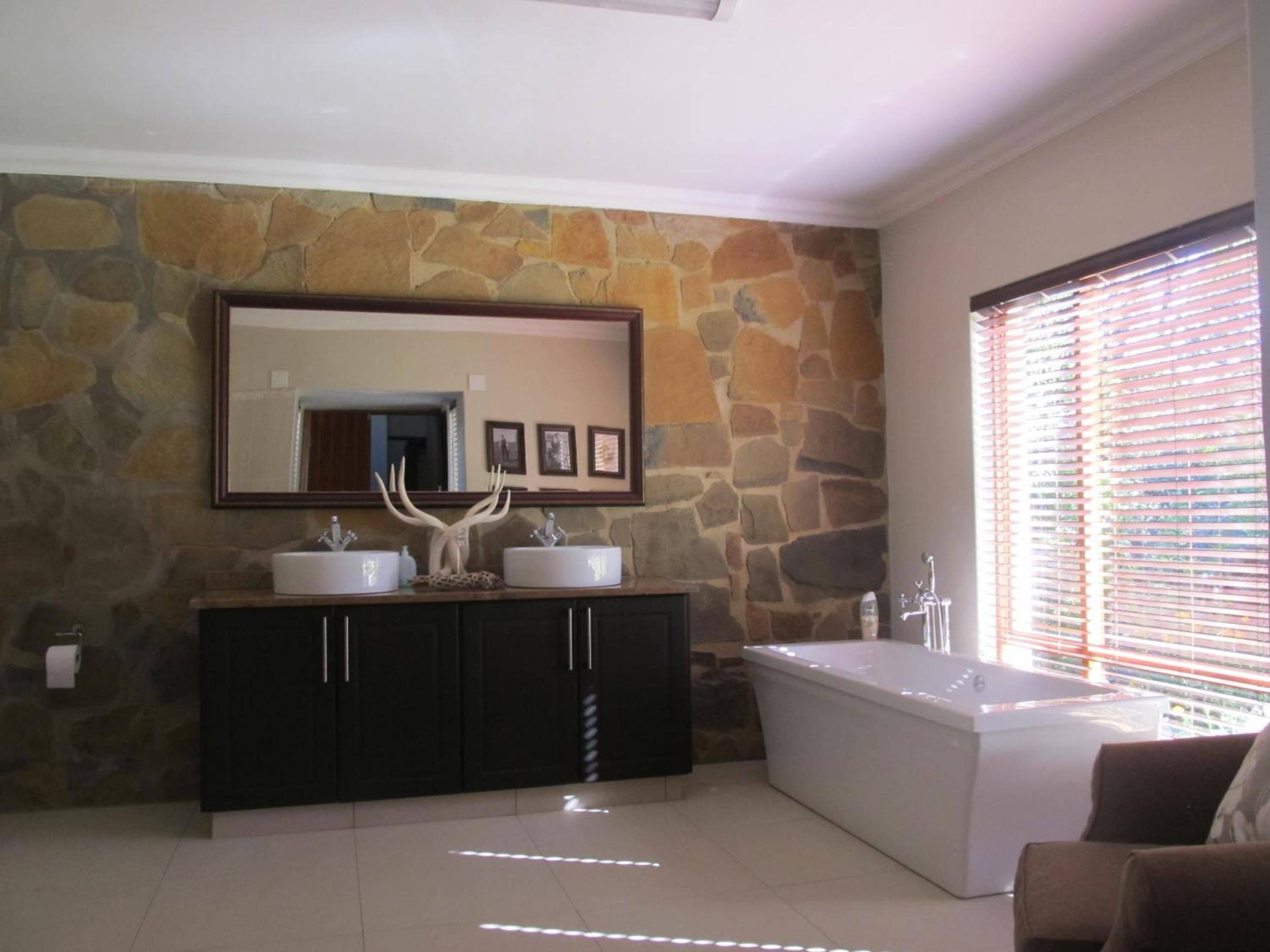 Bungalow photo 2