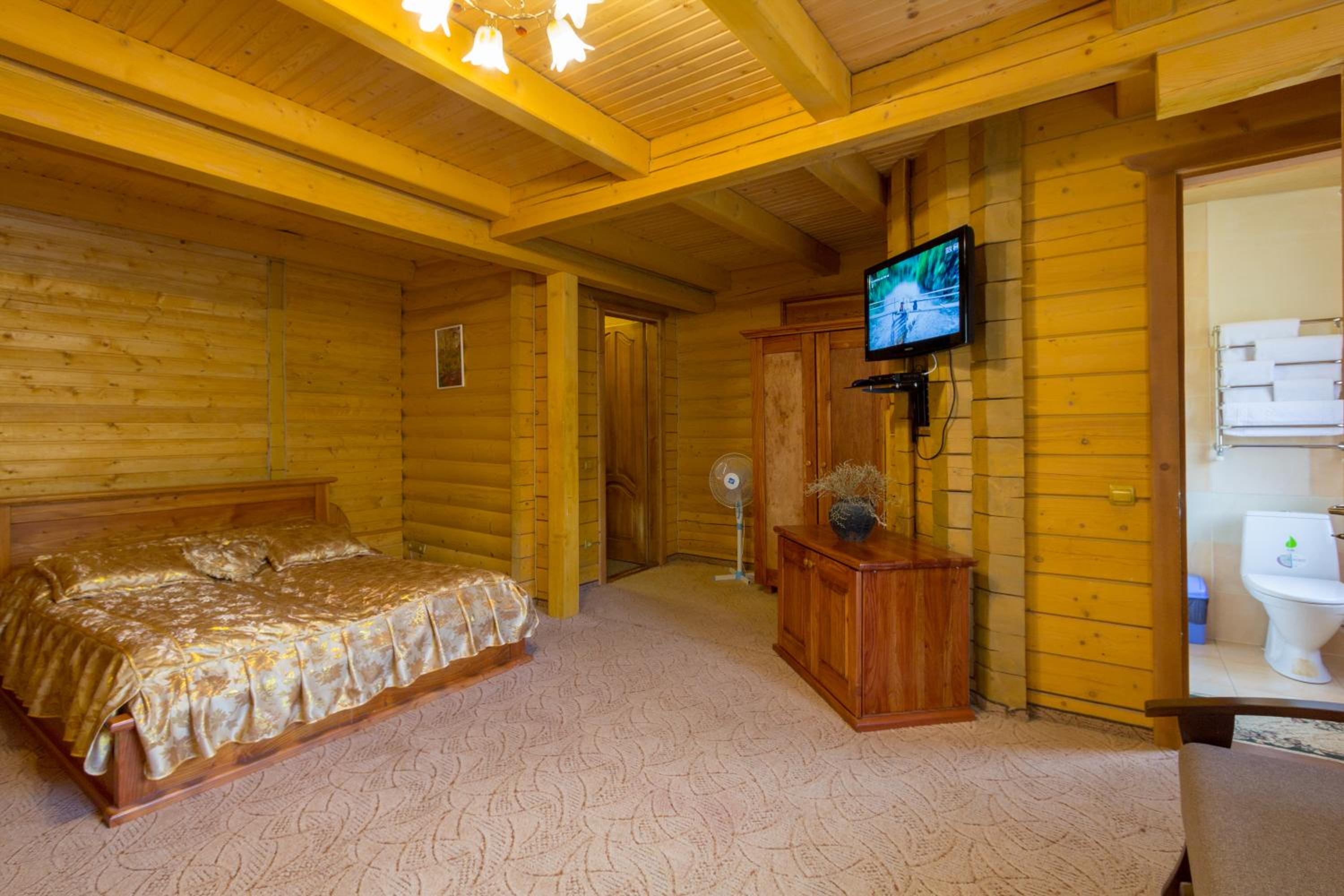 Deluxe Triple Room photo 2