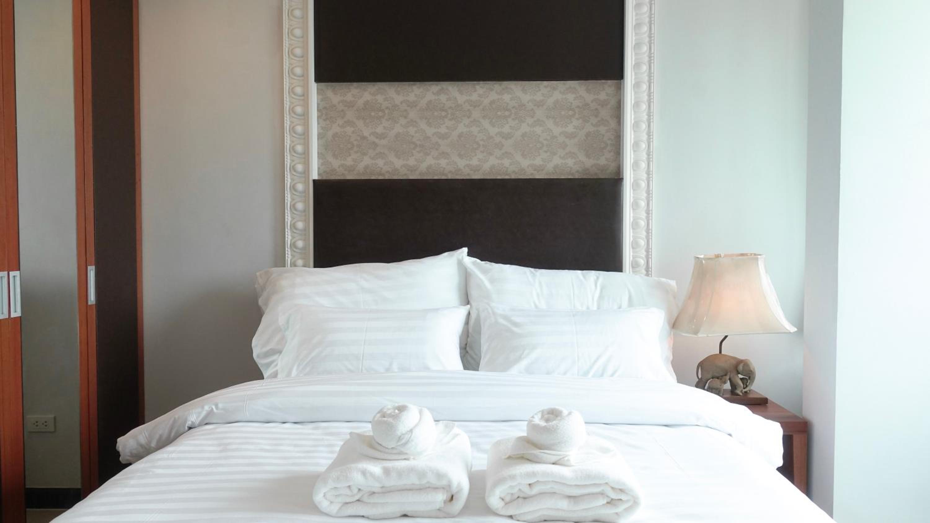 Standard Queen Room photo 2