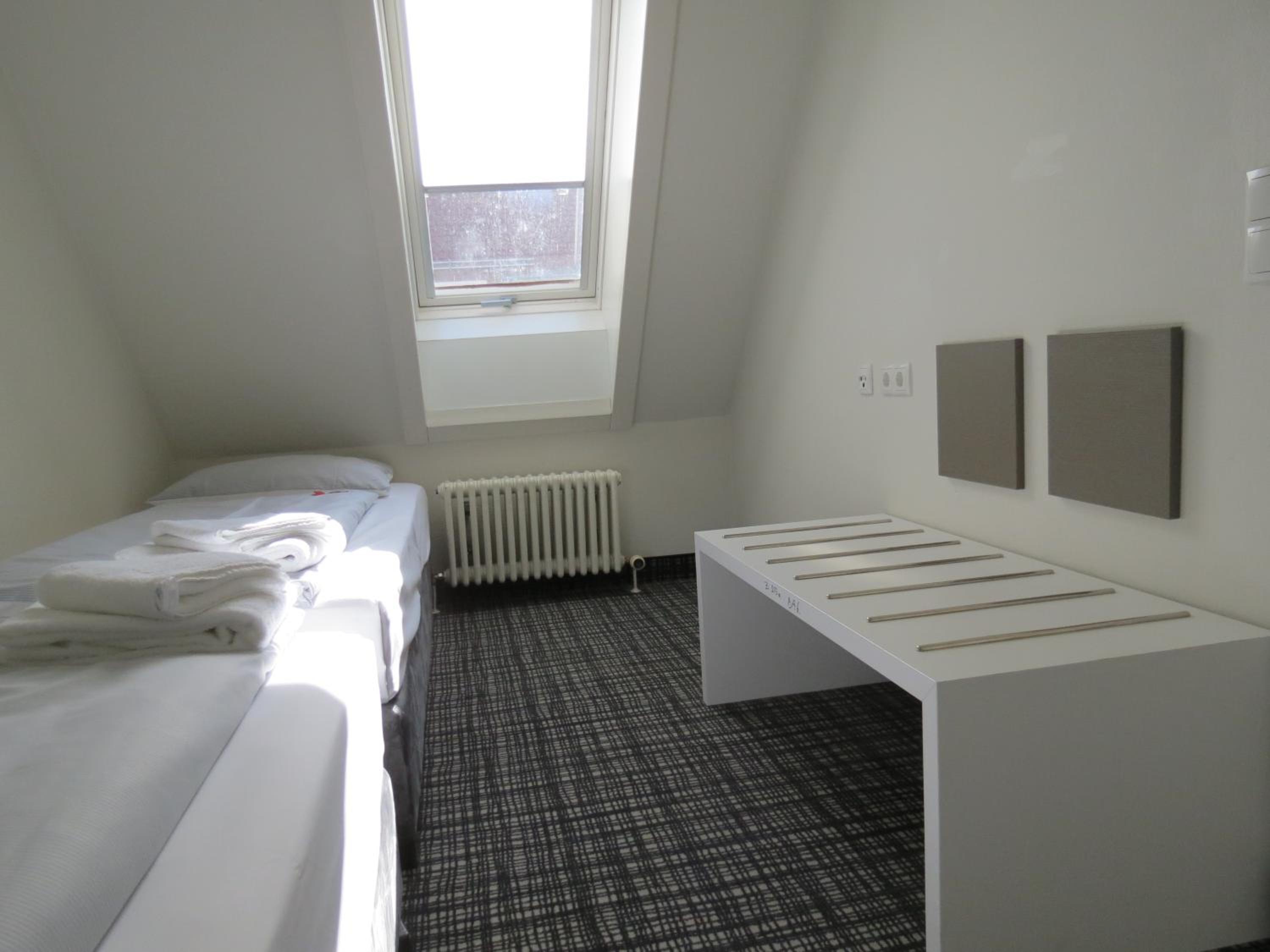 Standard Quadruple Room - Photo 2