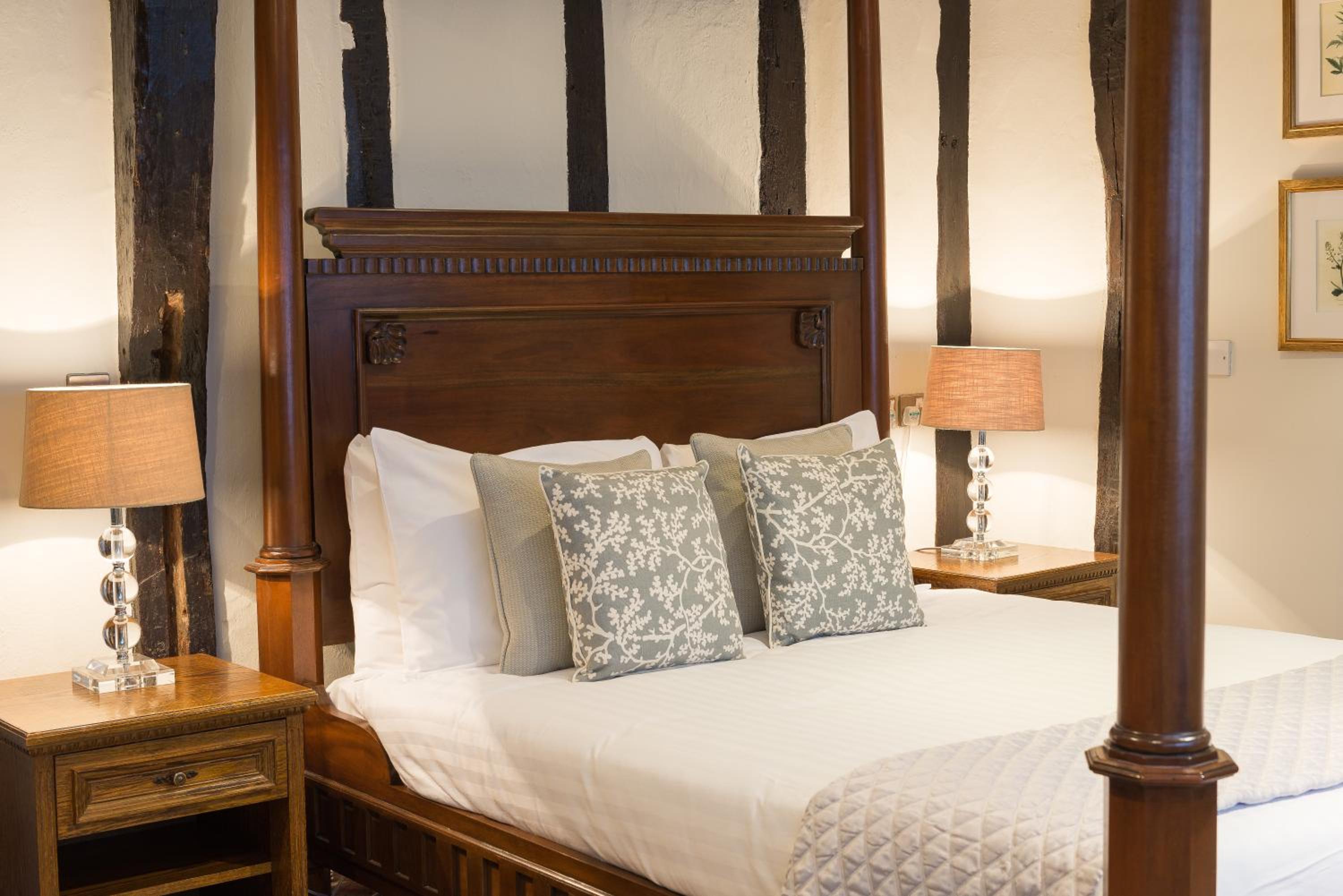 Feature Double Room photo 2