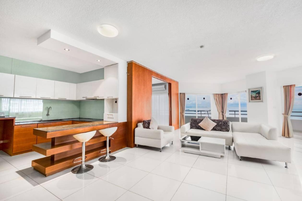 Grand Suite with Sea View photo 3