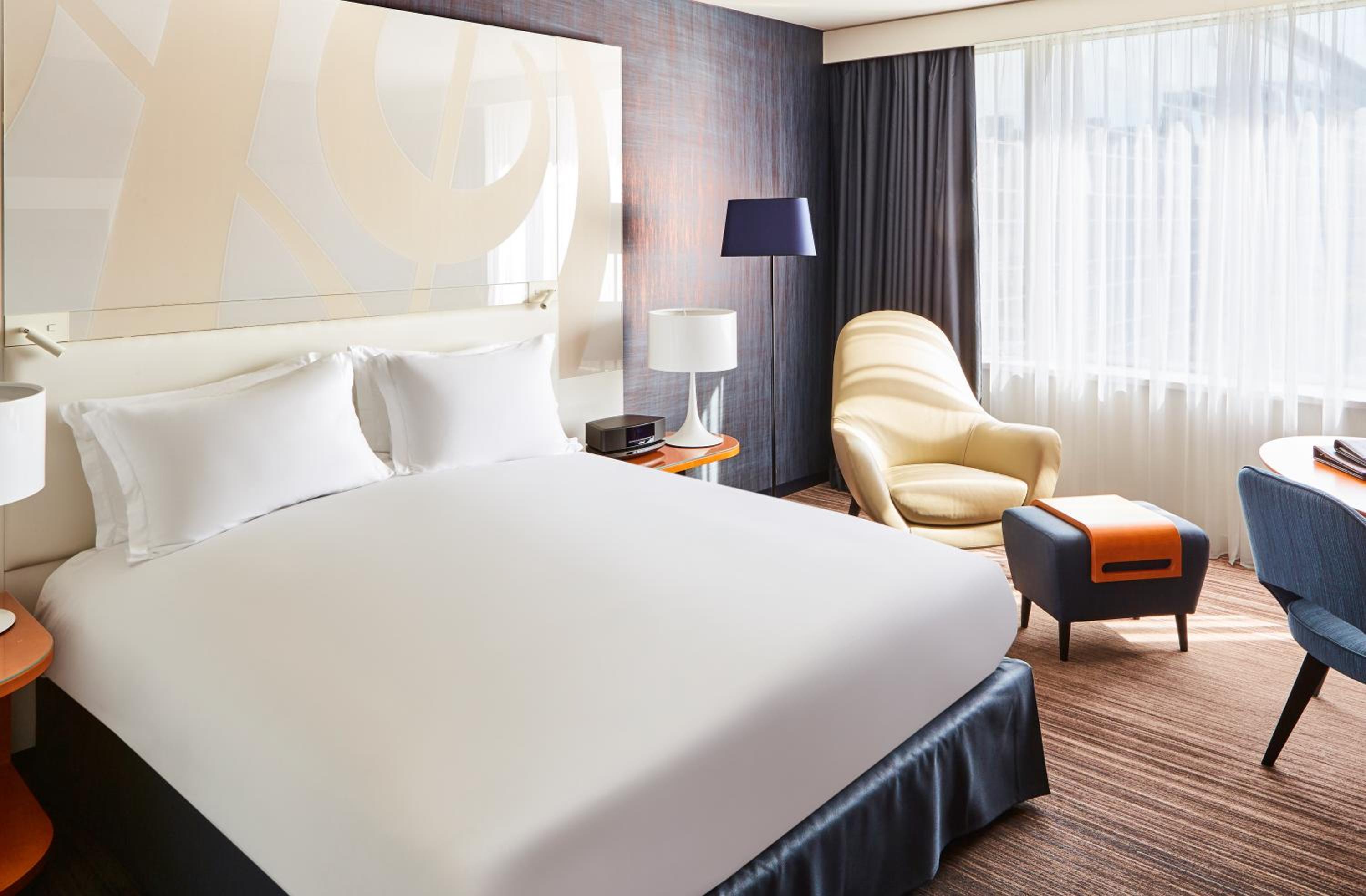 Luxury King Room - Photo 3